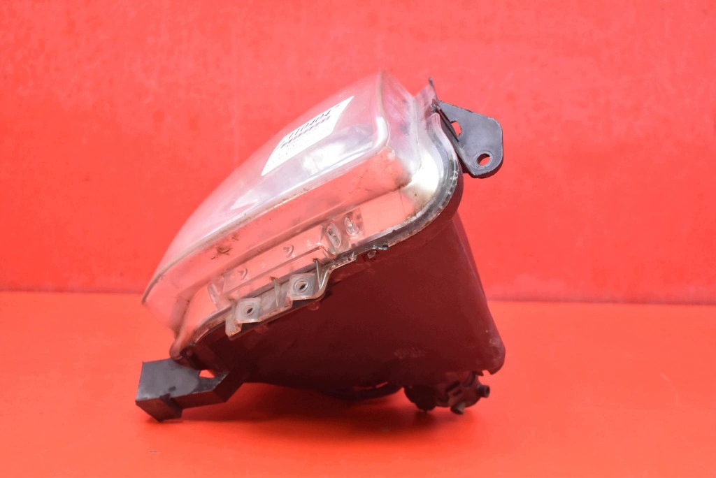 REFLEKTOR right light front EU SUZUKI SWIFT 4 IV MK6 04-10