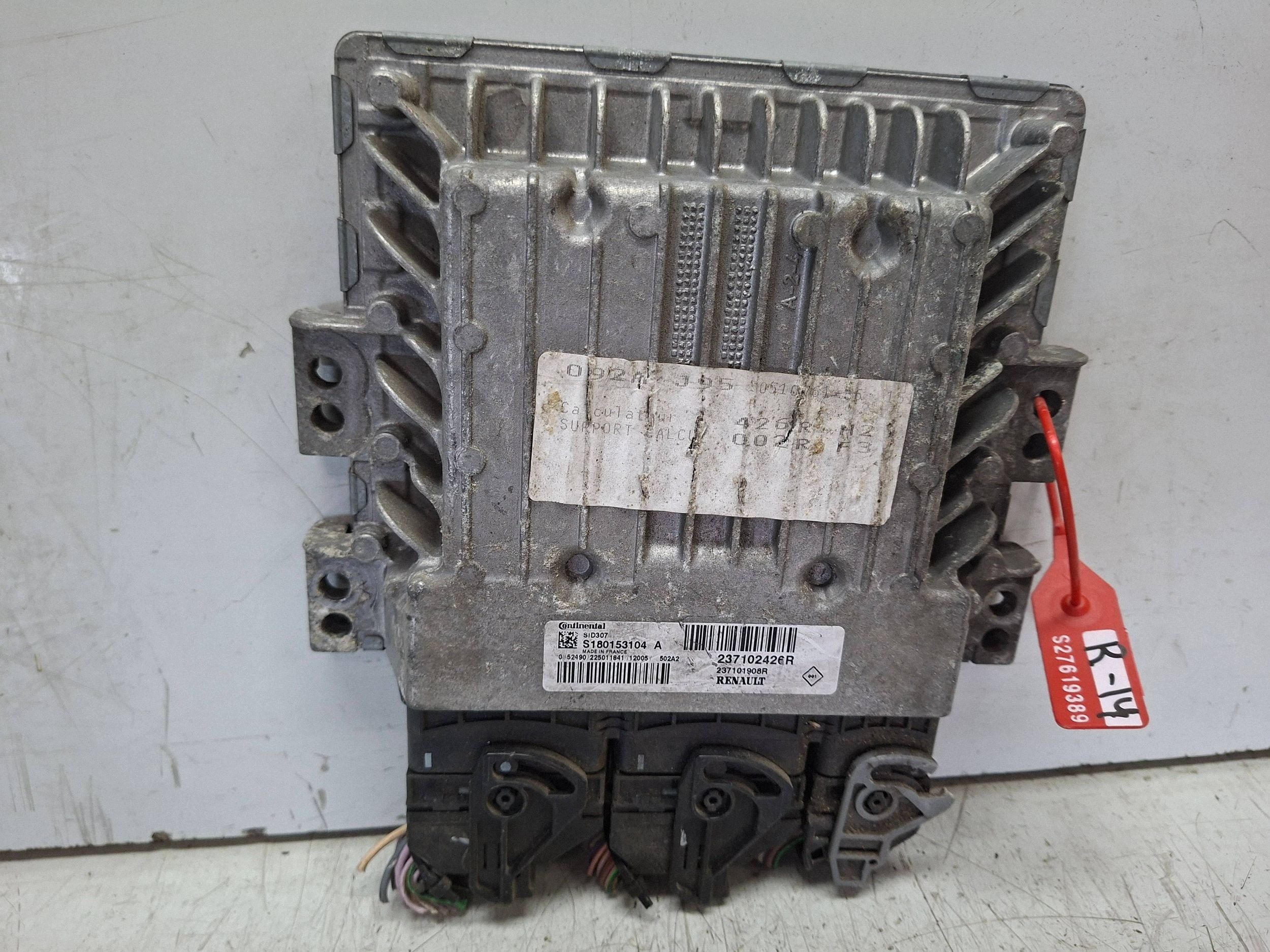 computer S180153104A 237102426R RENAULT MEGANE SCENIC III 1.5 DCI