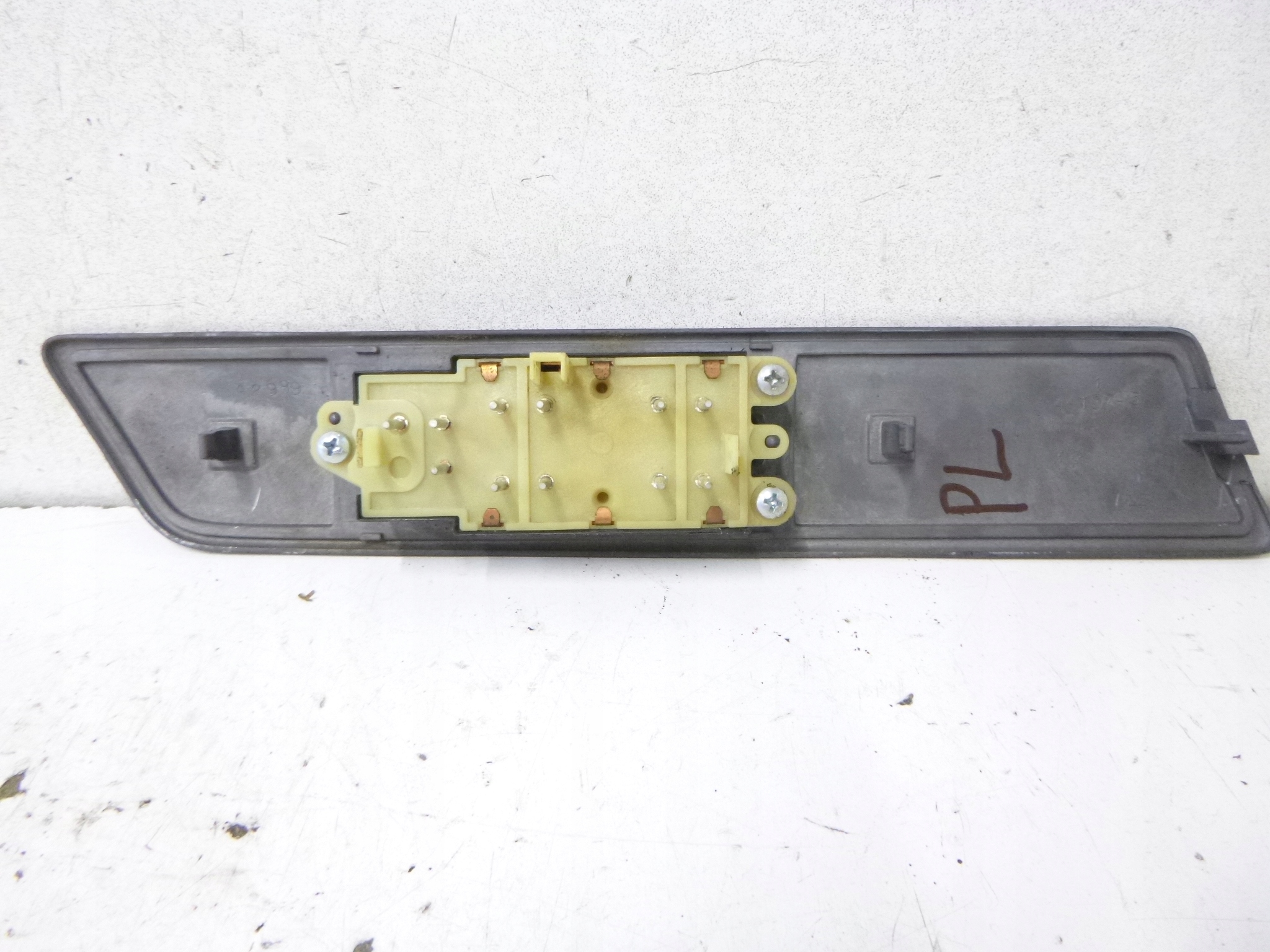 Bouton panel Vitre Chrysler Saratoga LeBaron 1991r.