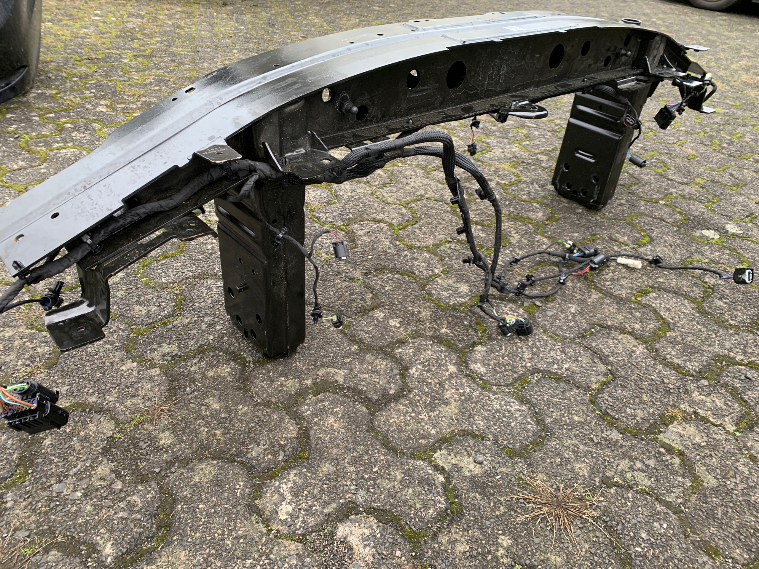 BMW iX i20 PDC Джгут проводів бампер 51118737034