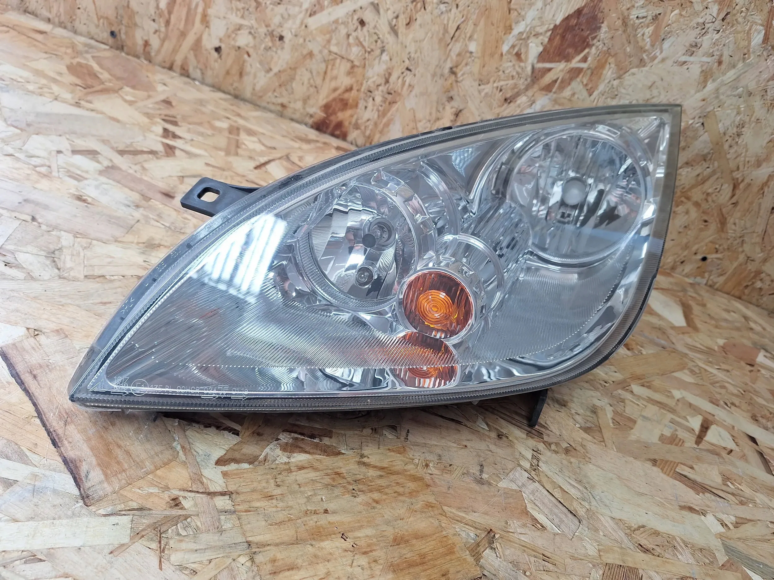 light front left Mitsubishi Colt 03-09 EU