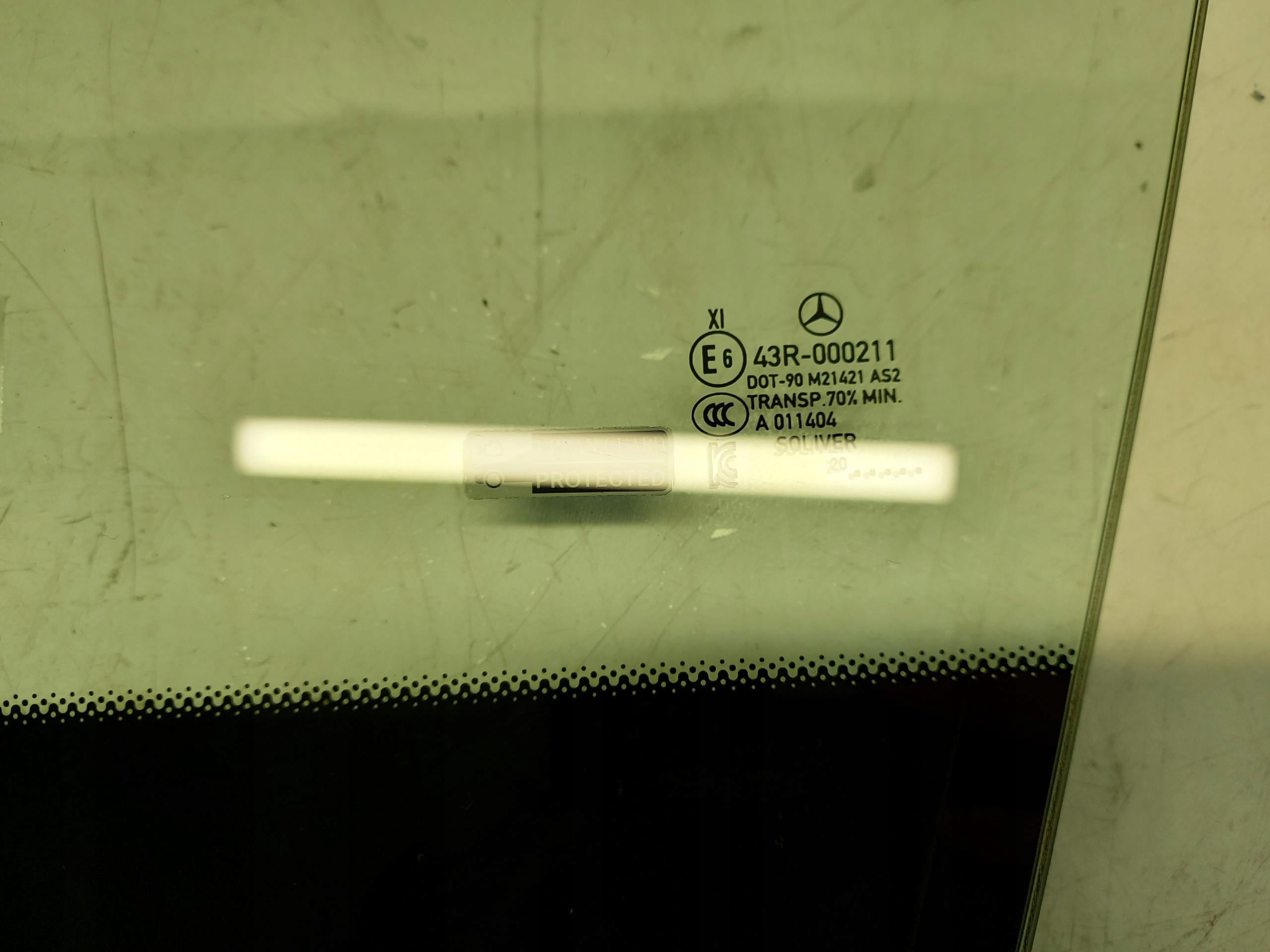 Mercedes EQC 400 W293 window door left front