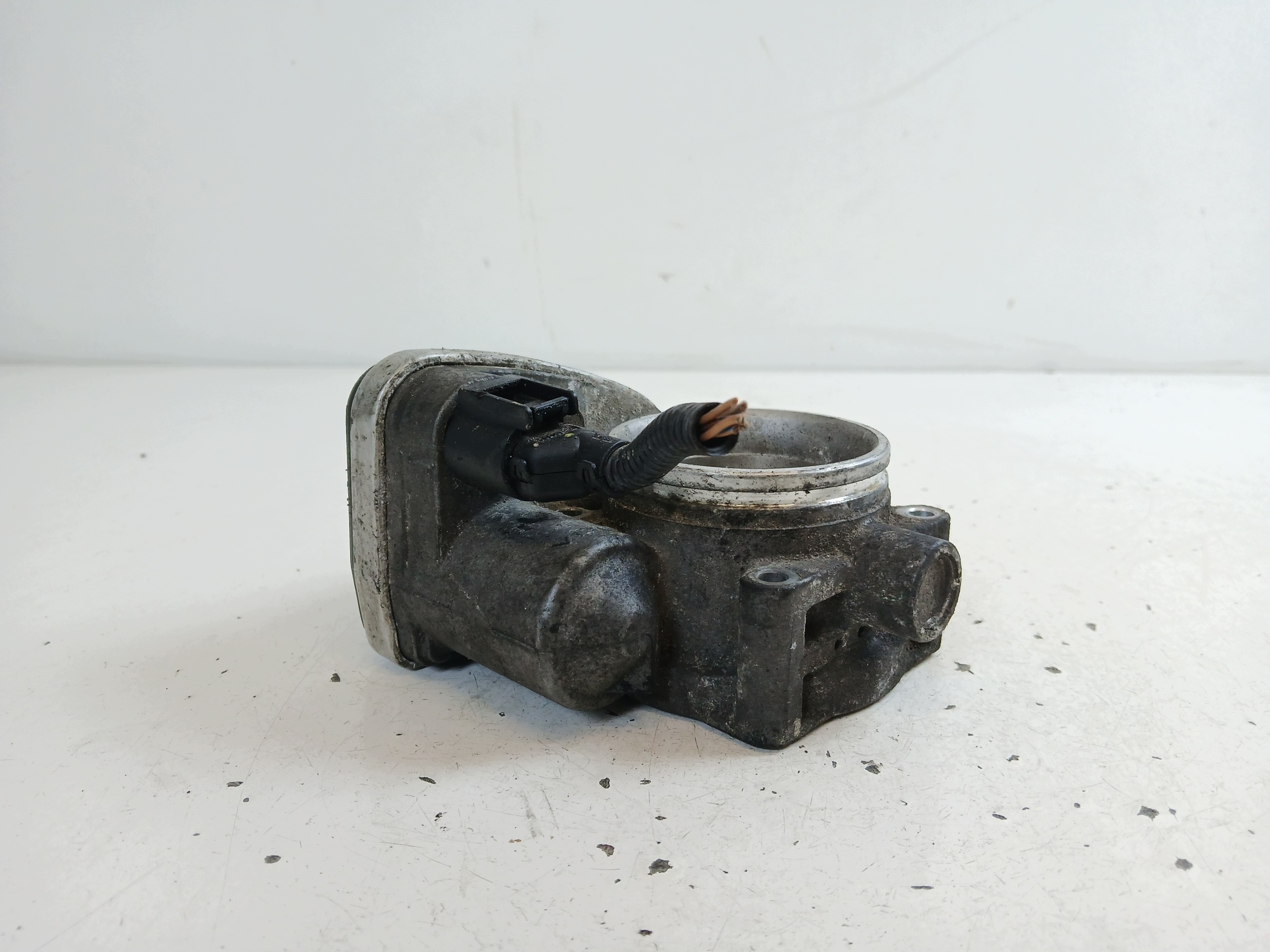 BMW E46 1.6 throttle flap 1439224