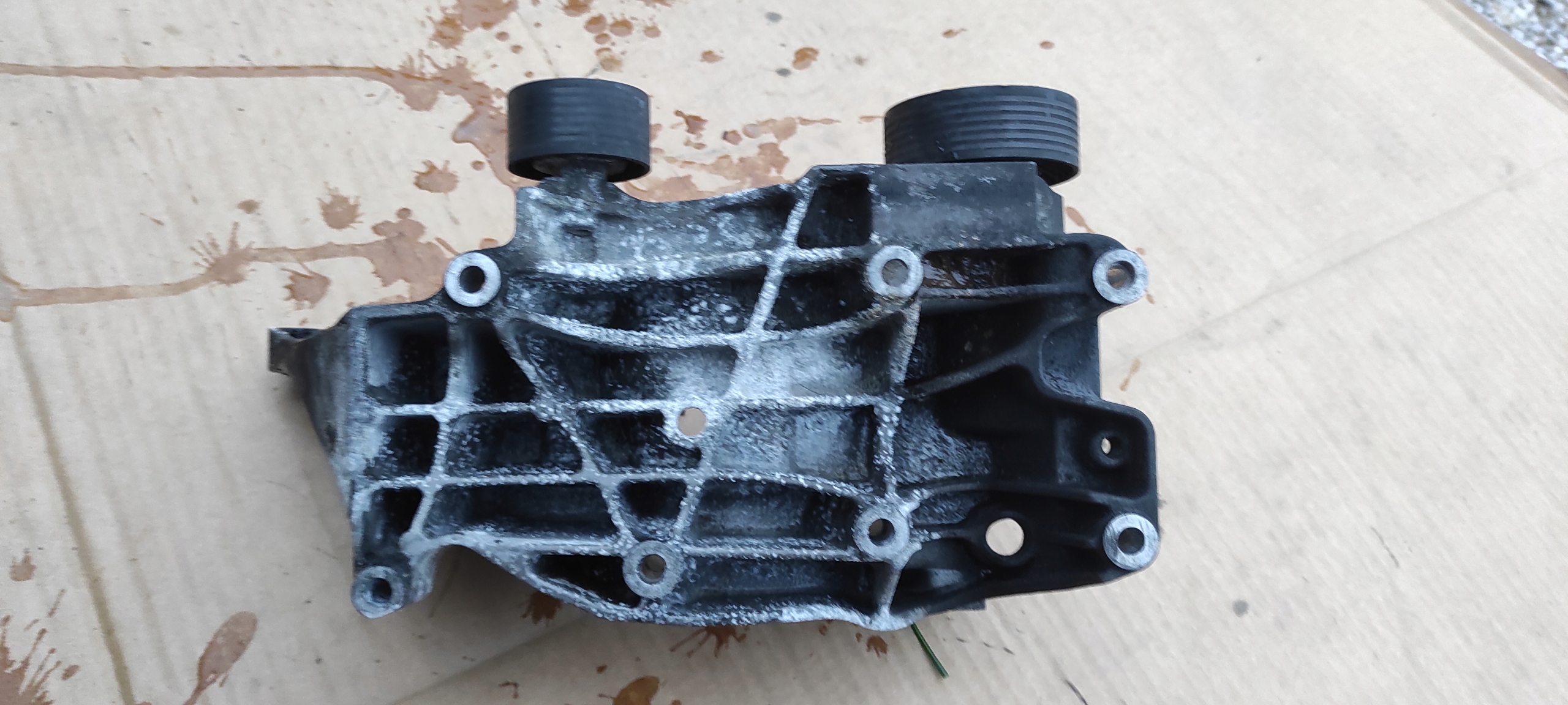 holder holder holder alternator 7802639-02 BMW E87 E90 E60 2.0D