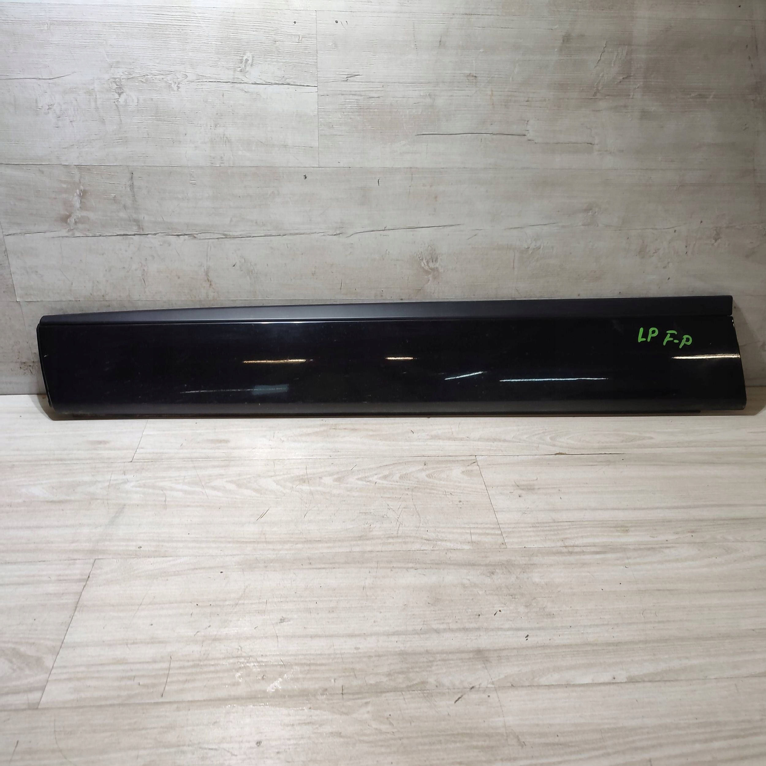 moulding door przednich front side left Jaguar F-Pace HK8M21065ABW