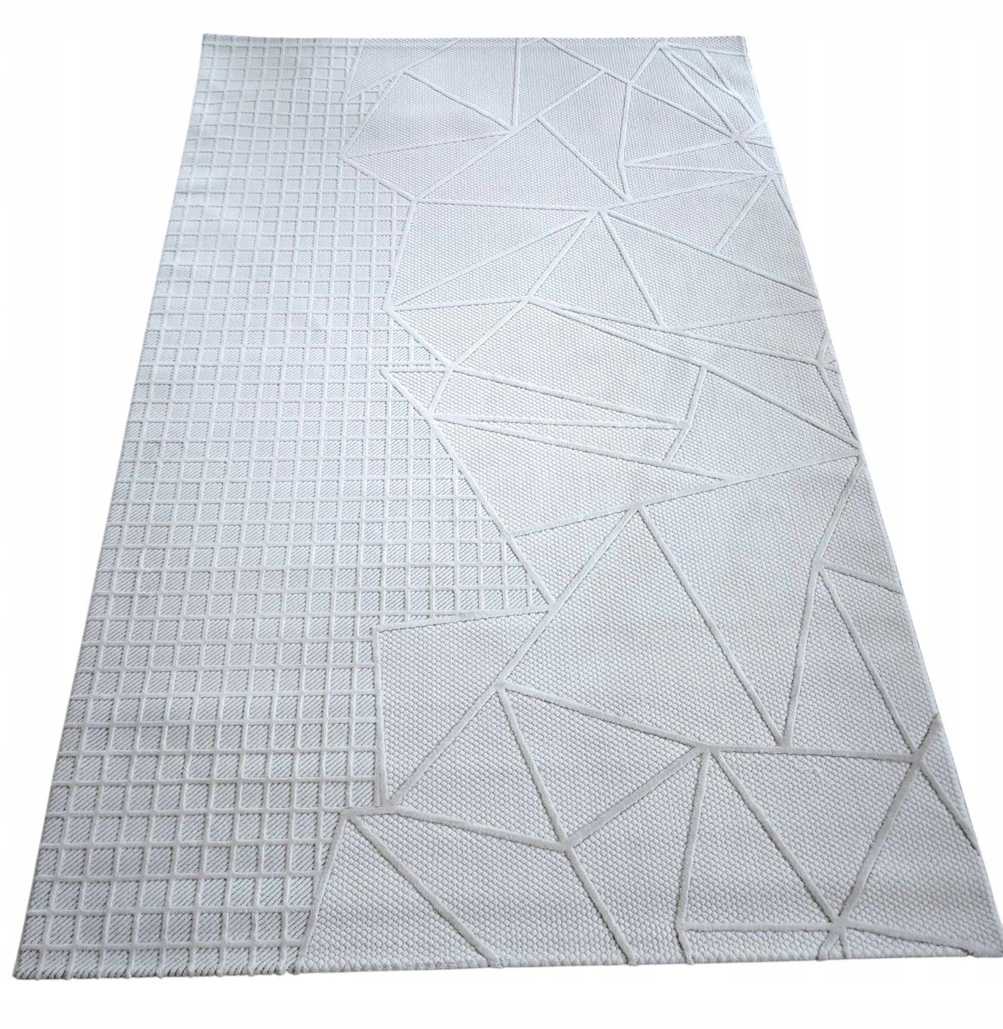 Koberec do obývačky 160 x 230 cm, loftový vzor s plyšovými štetinami, kvalita