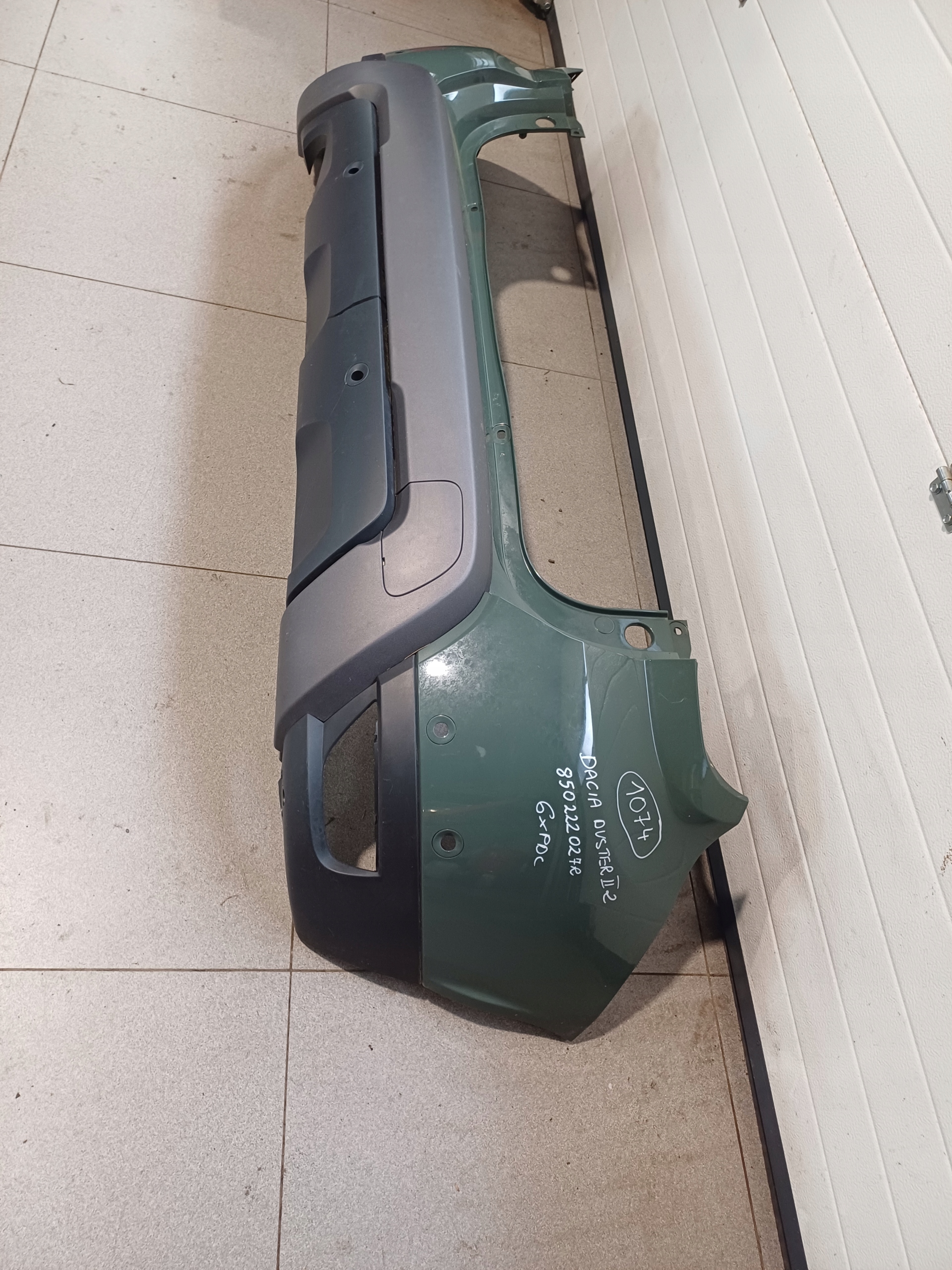 bumper rear part rear DACIA DUSTER 2 II 6 X PDC 850222027R