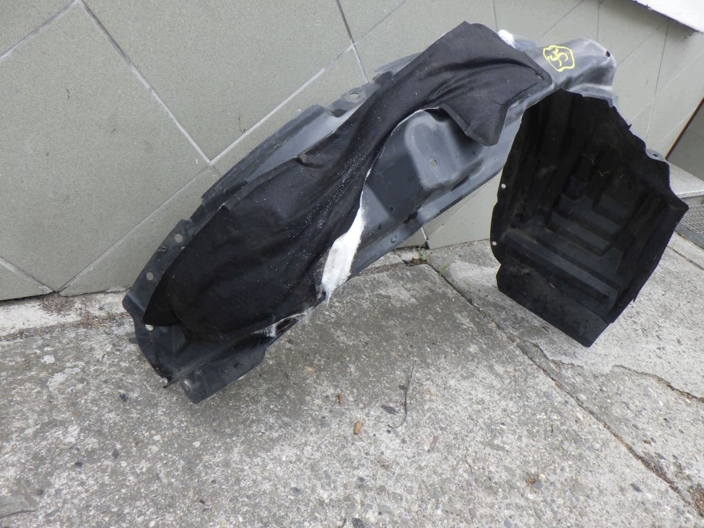 MITSUBISHI ASX 10- mudguard left front