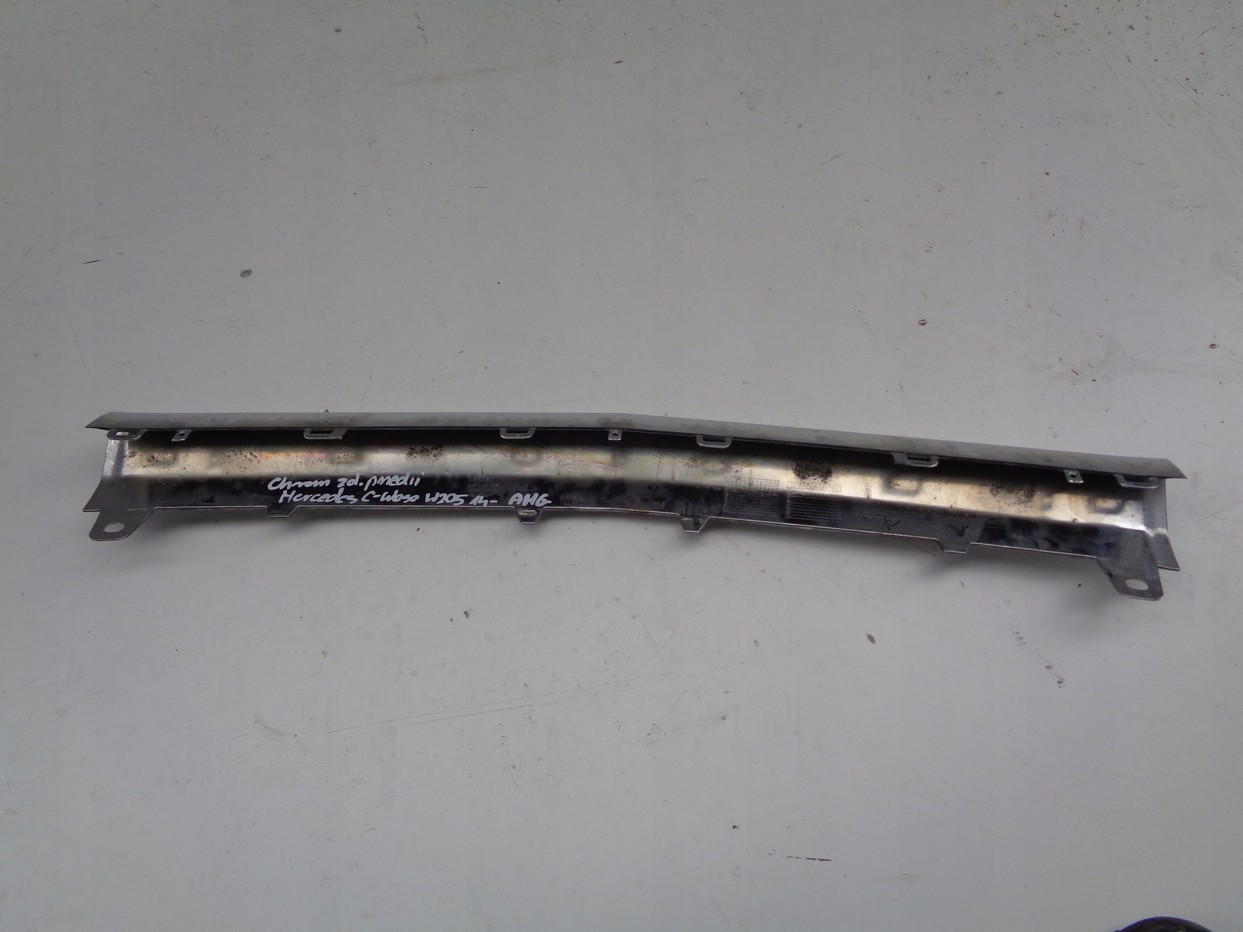 CHROM grille upper OPEL MOKKA II B 20