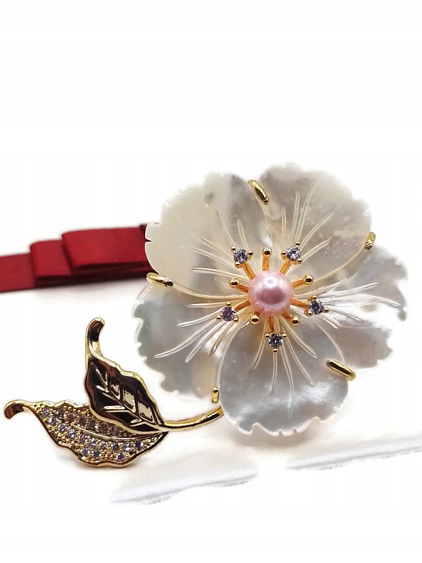 Luxusní Brož Jabloňový Květ Přívěsek Z 18KArátového Zlata Krabička