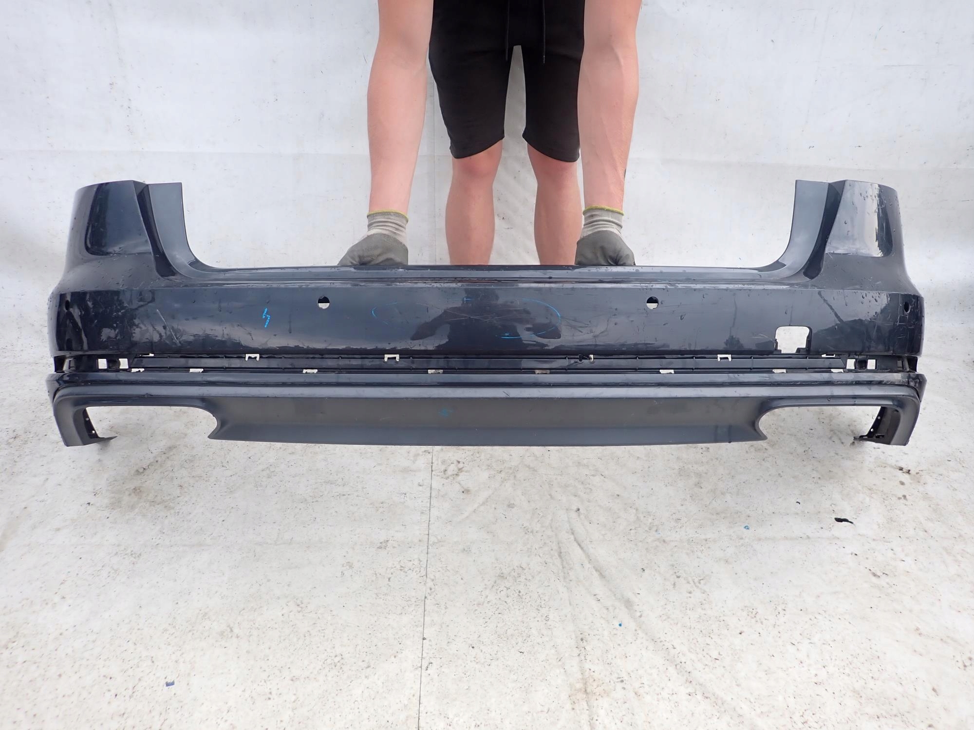 AUDI A4 B9 8W KOMBI S-LINE 15-19 bumper rear part rear 4XPDC