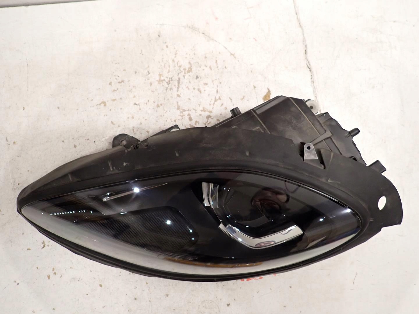light front front left PORSCHE MACAN LIFT 2019- FULL LED 95B941009BB