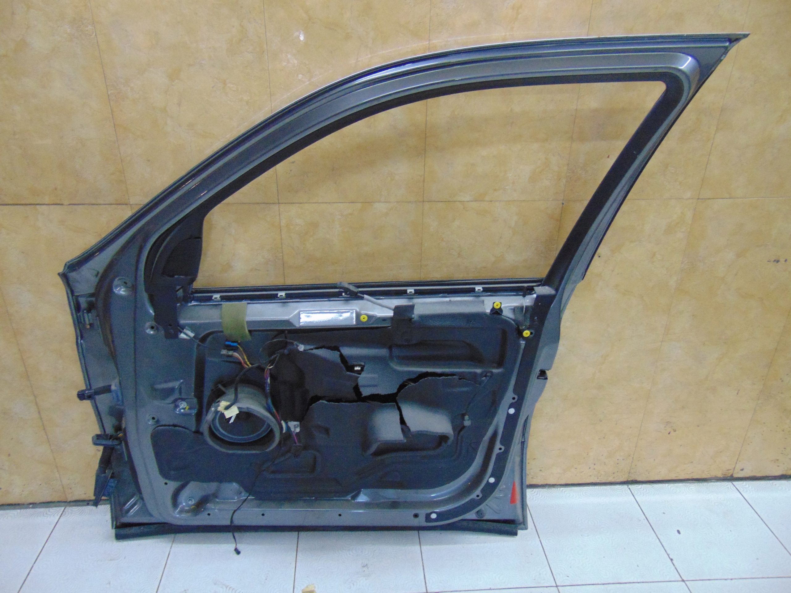 dveře předek přední pravé BMW X5 E53