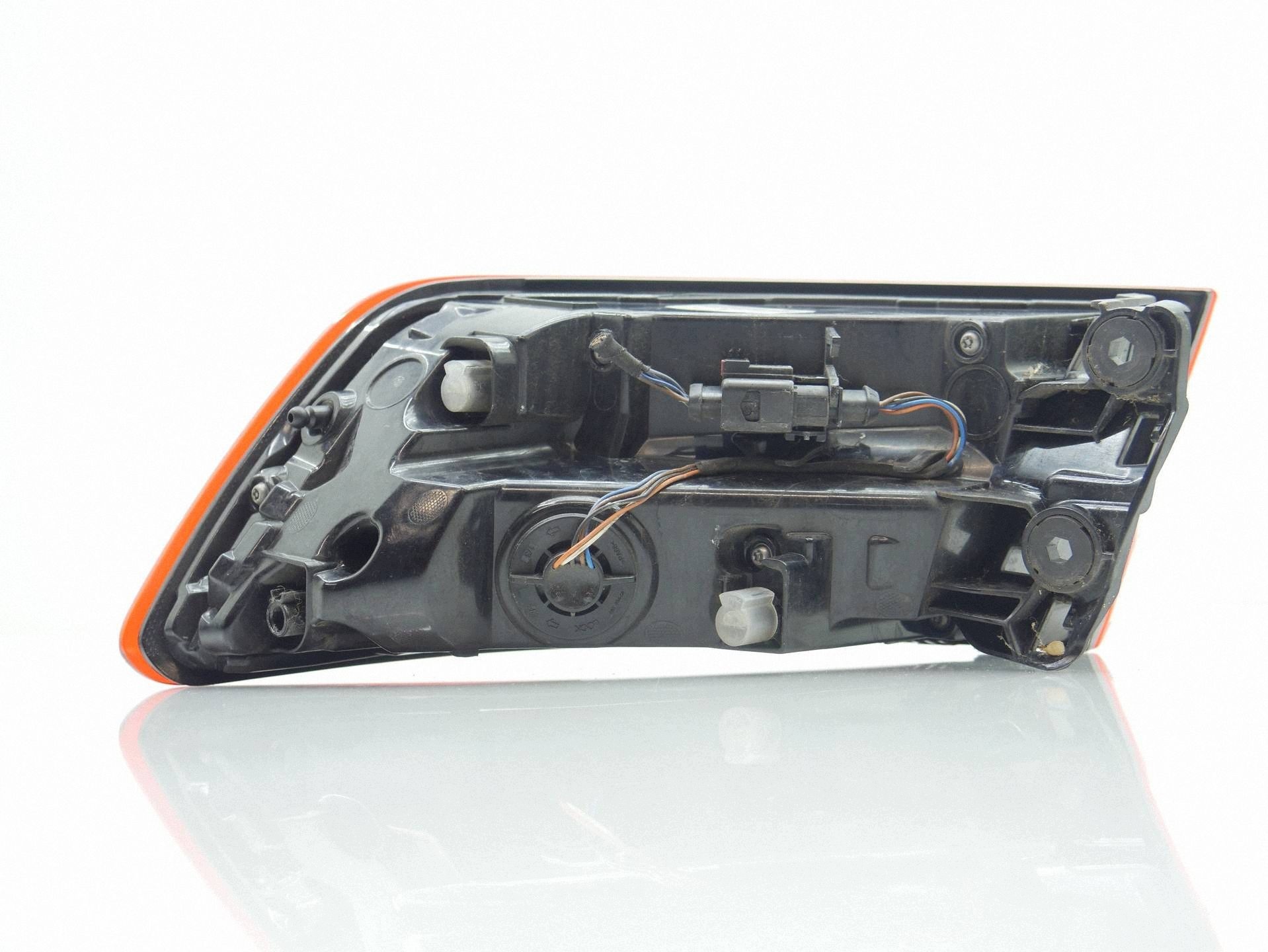 feu gauche arrière gauche arrière AUDI A4 S4 B9 8W berline 2015-2019 8W5945091C