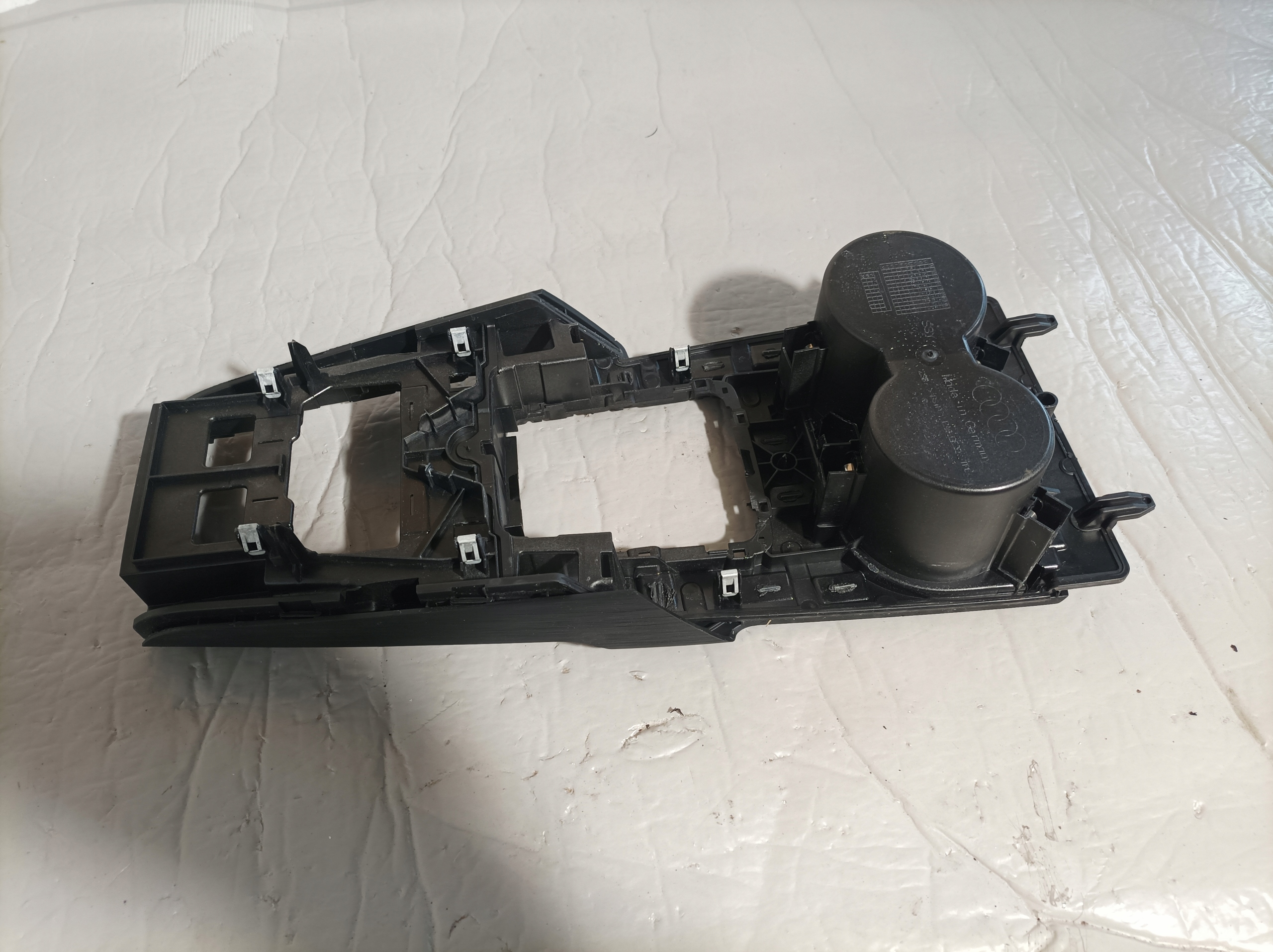 AUDI S3 8V TUNEL mitte 6PS 8V1864261A
