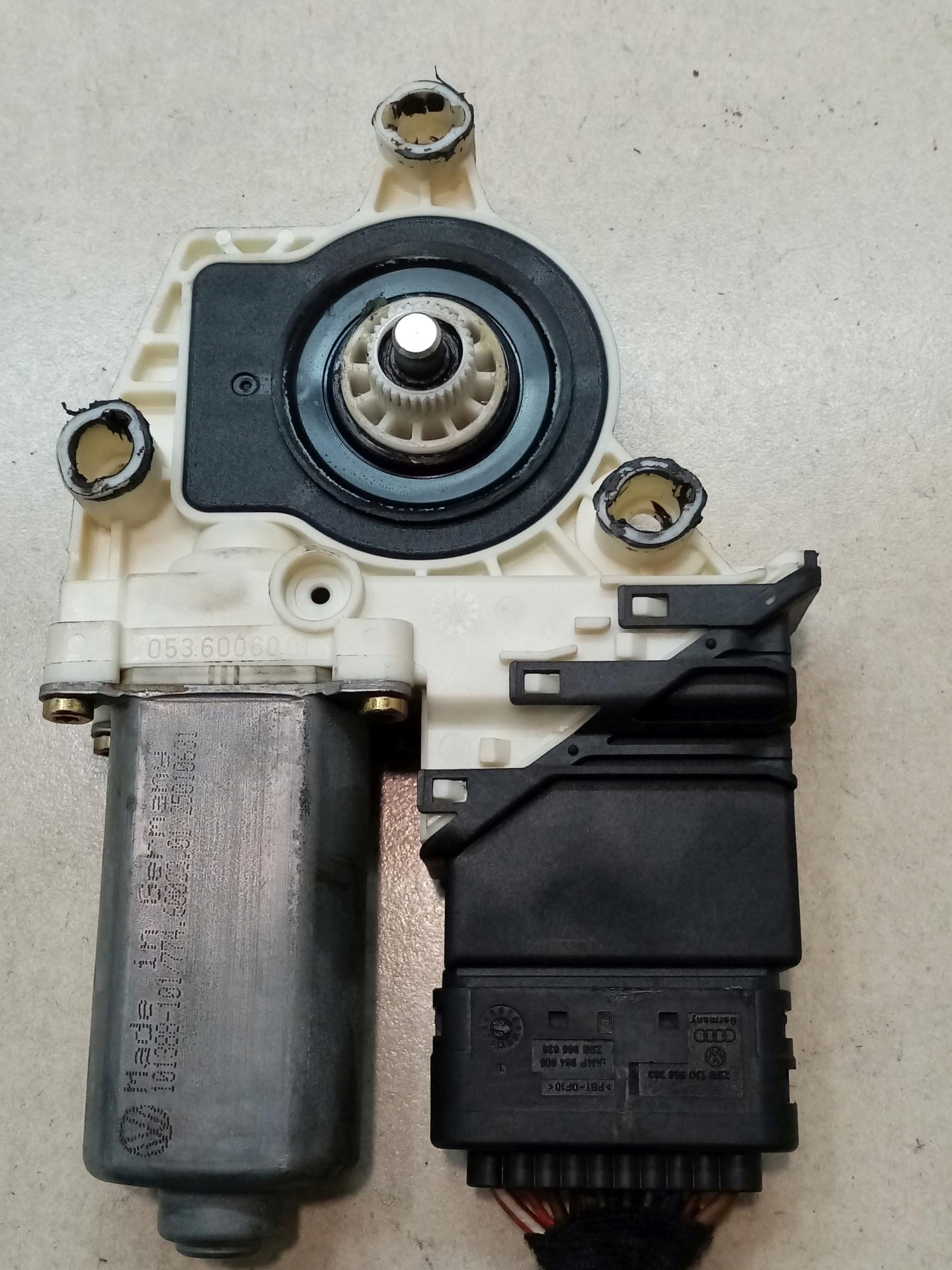 mini motor windows right rear part VW GOLF IV 1.6 16V