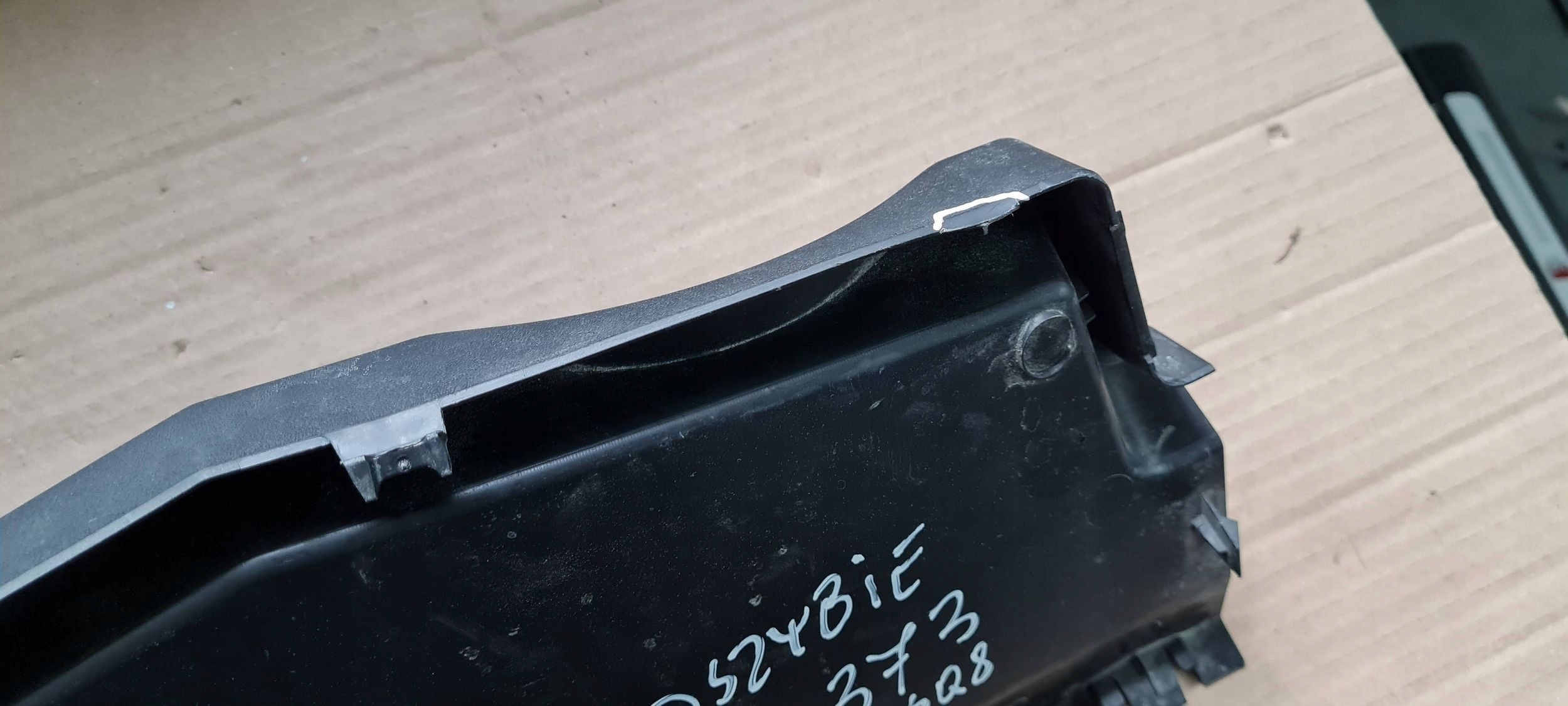 SQ8 4M RSQ8 Q8 cover cap under the window 4M8819447
