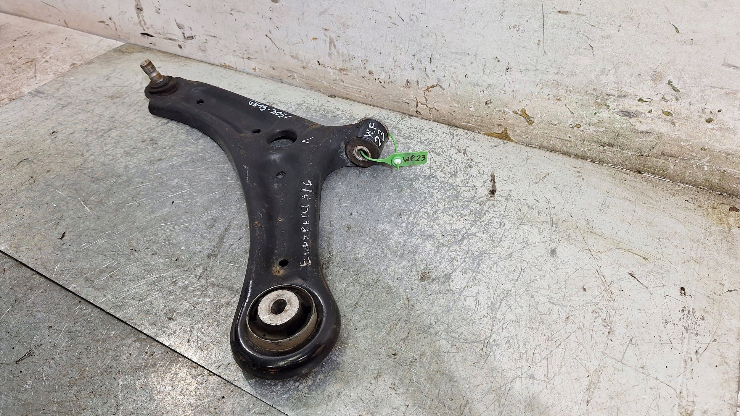 arm left front GN15-3051-BA FORD ECOSPORT MK2 2018