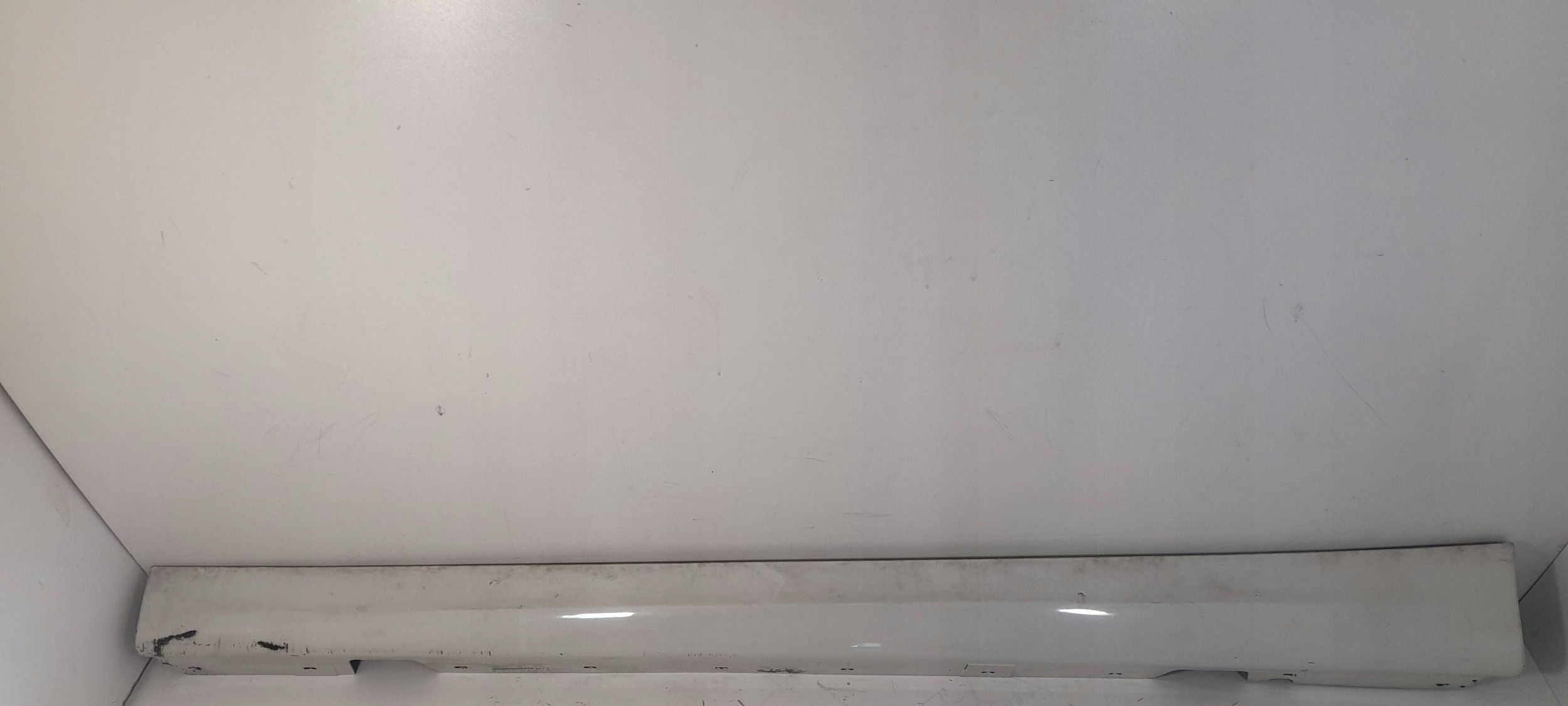 BMW 3 E90 E91 moulding threshold left Alpinweiss III 15857711 (LS70)