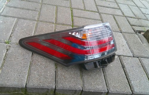 фонарь левый lexus CT CT200h