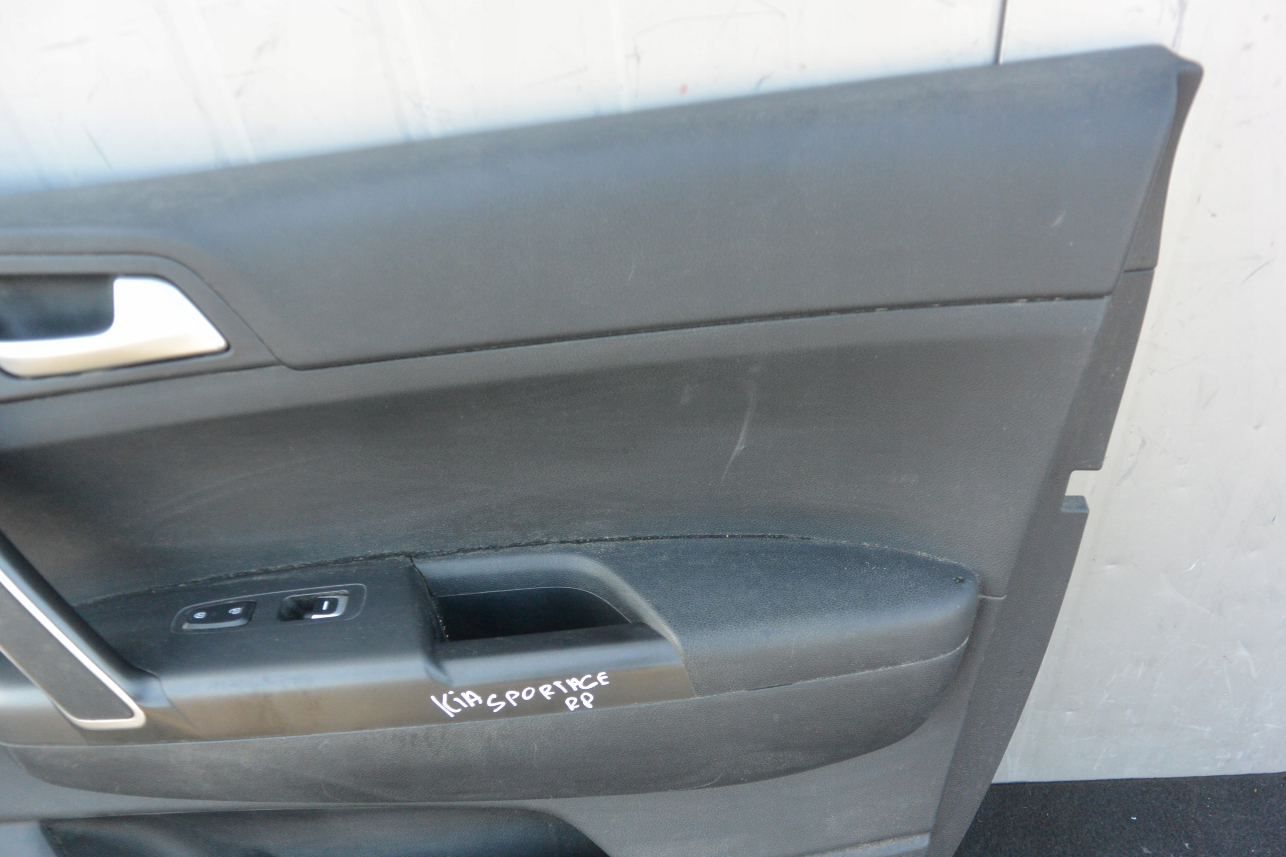 side door right front rear part KIA SPORTAGE