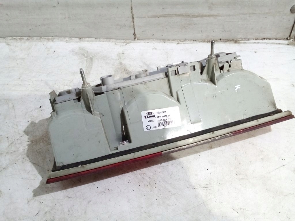 Ford Transit Connect and light right rear part rear