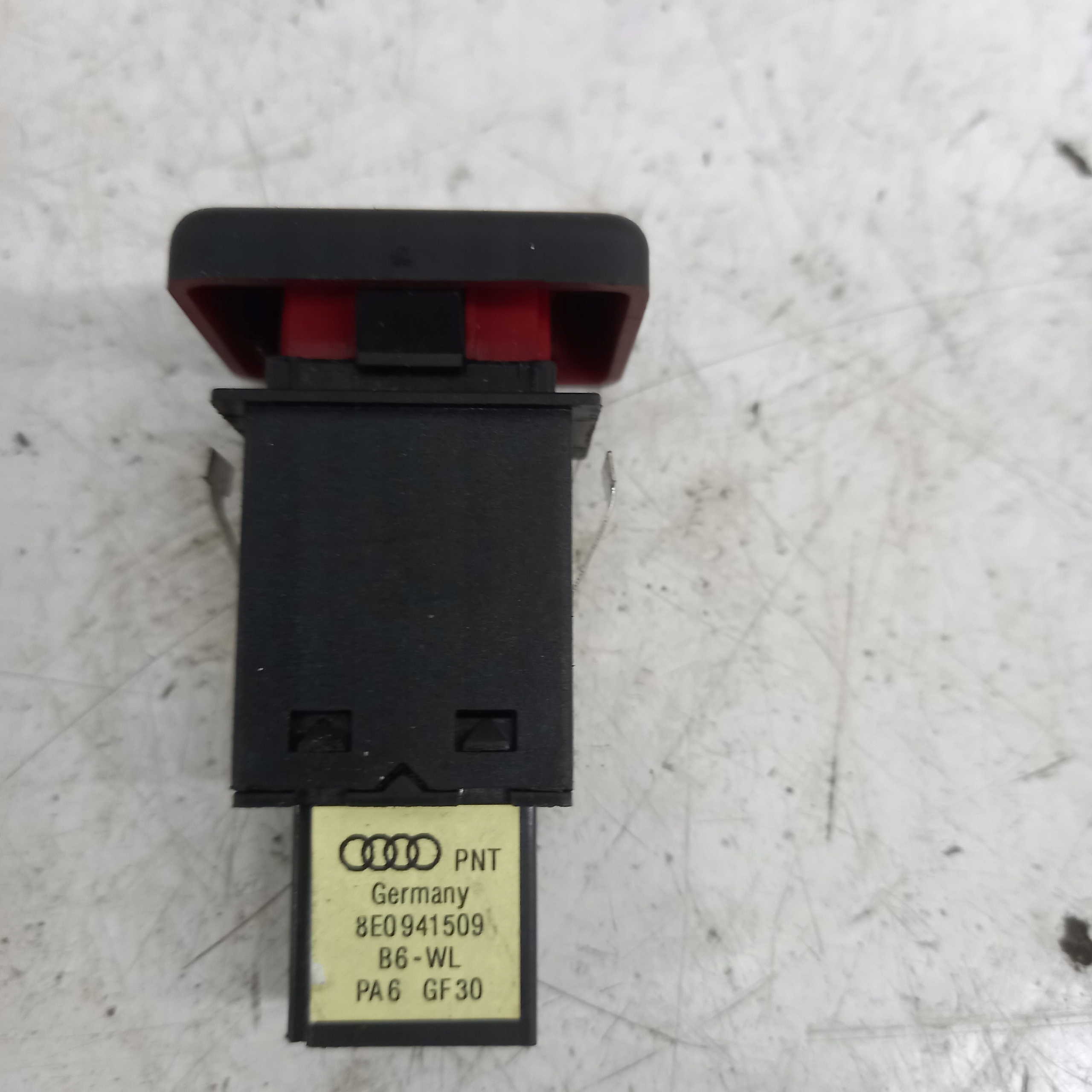 light switch of warning lights AUDI A4 B7 8E0941509