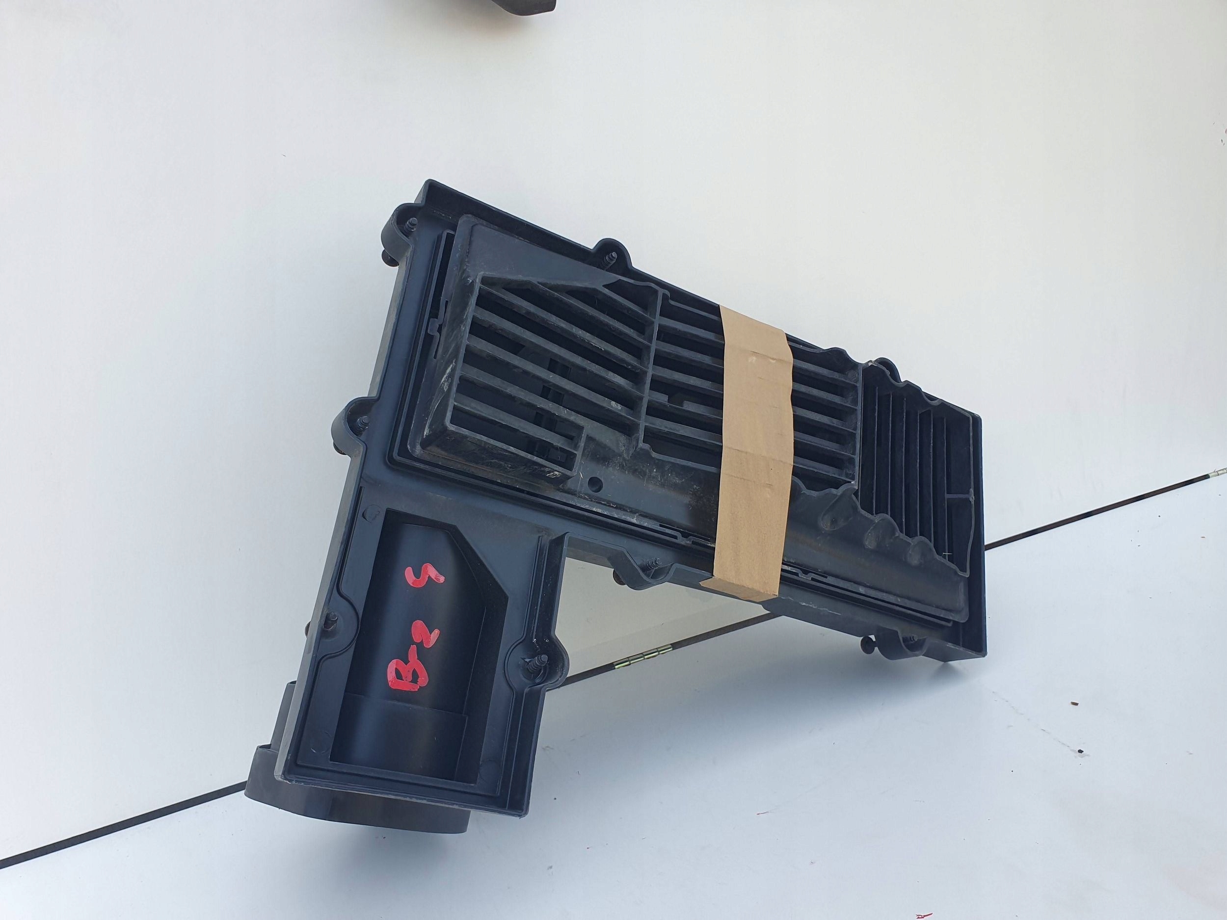 Volkswagen Touran und Gehäuse filter luft 3C0129607
