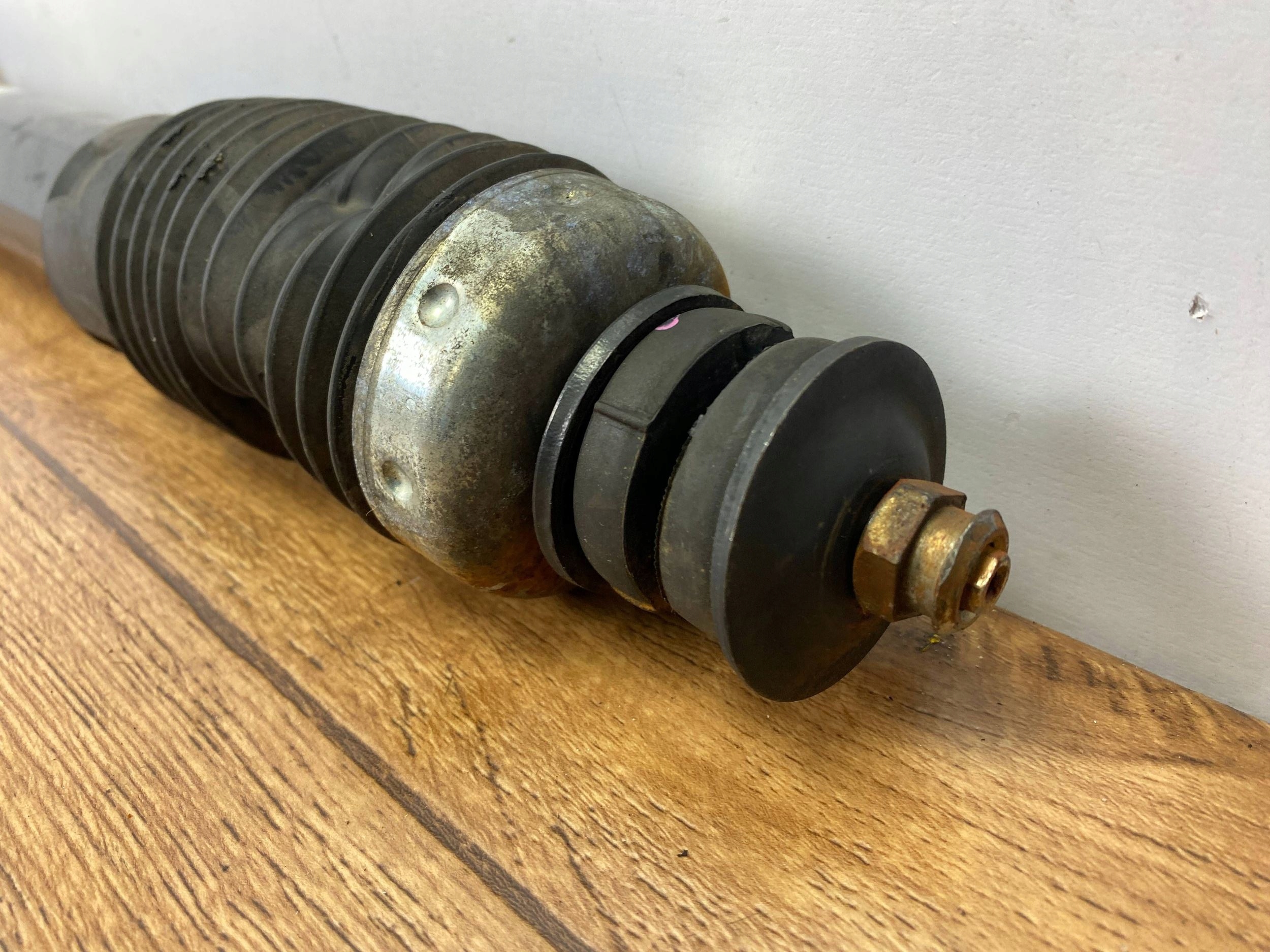 shock absorber rear Chevrolet Corvette C6 2005+