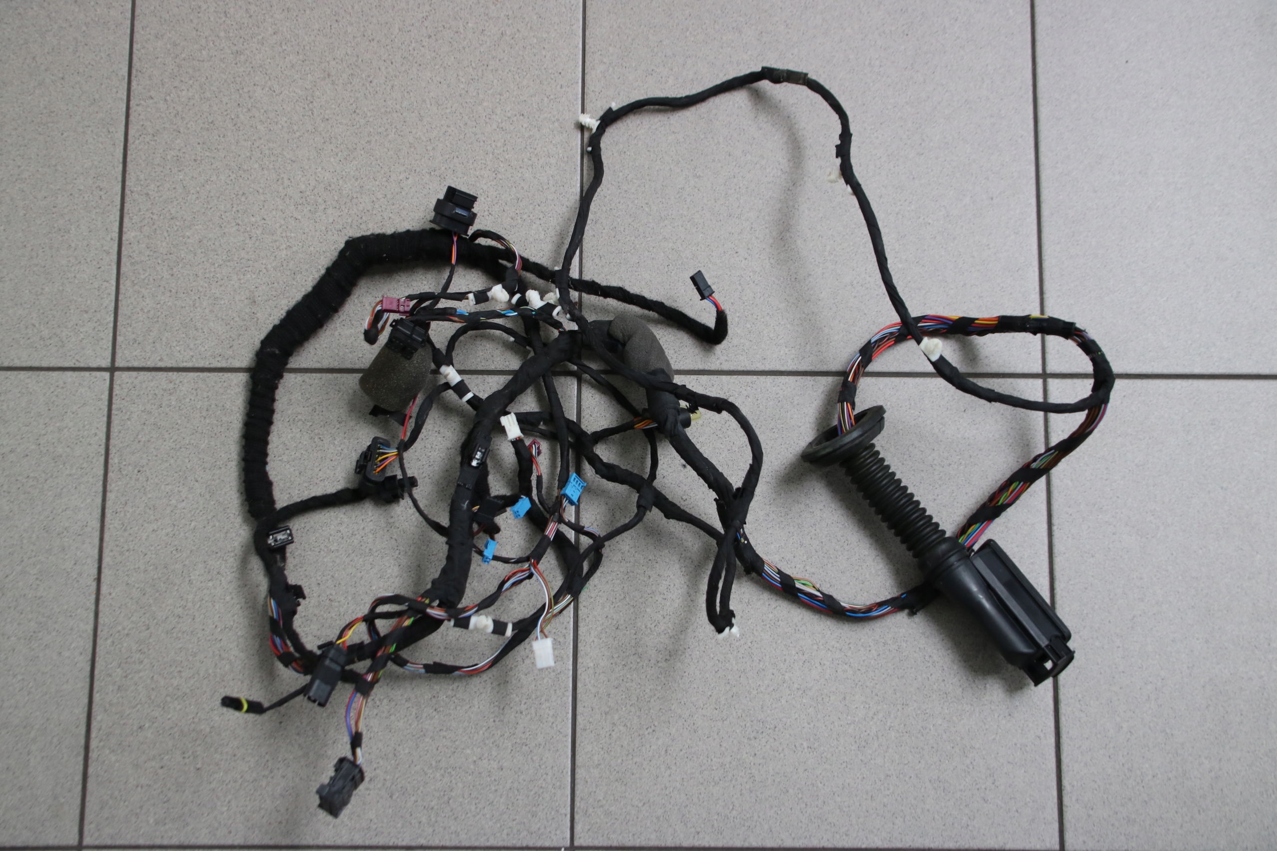 BMW G11 G12 bundle wiring door right front KEYLESS GO DOCIAG
