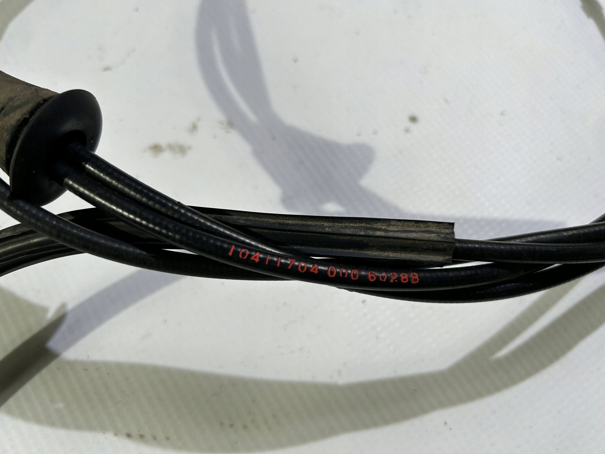 Câble Levier pour l’ouverture du capot Chevrolet Corvette C5 1997