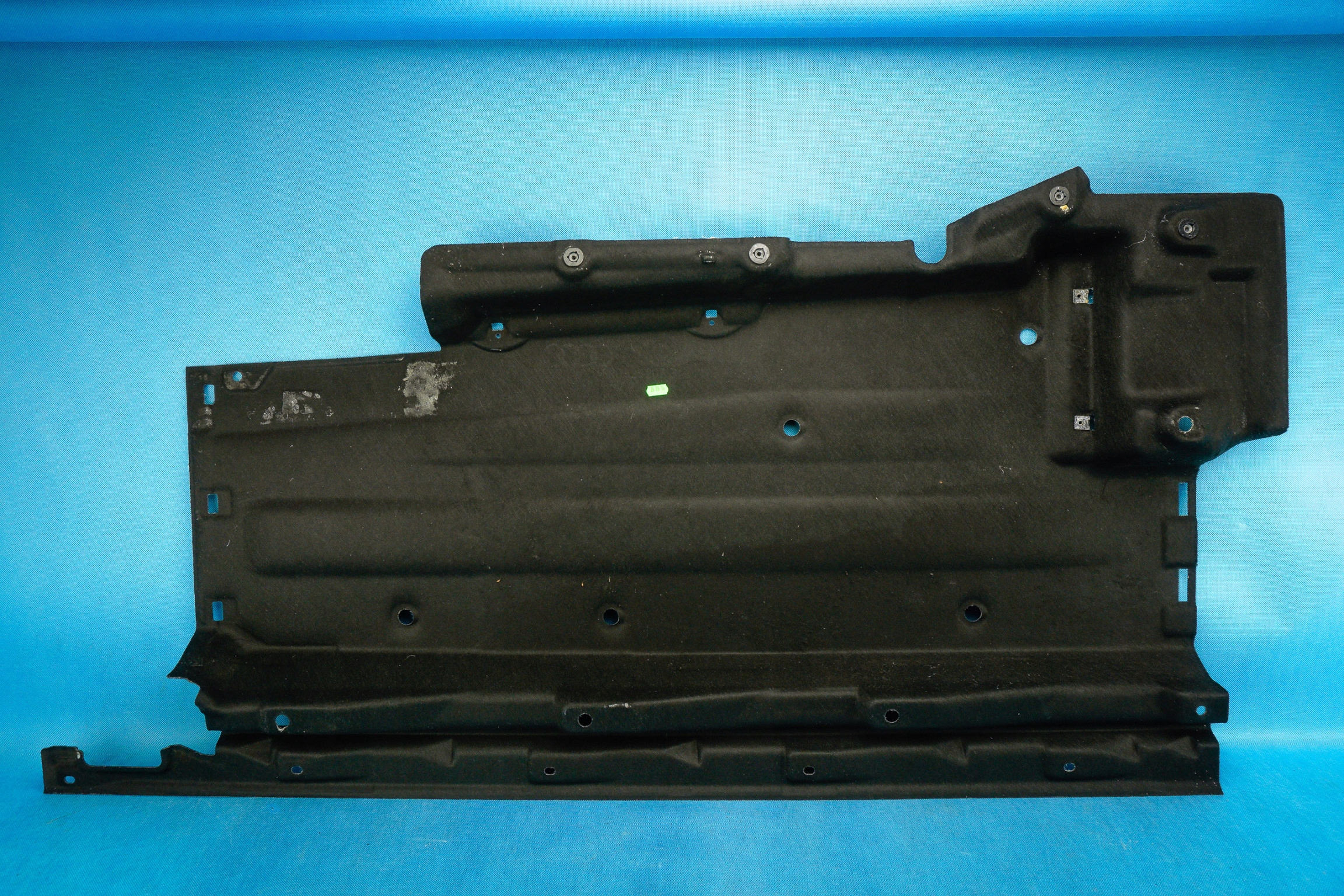 cover chassis left Audi Q5 SQ5 8R 8R0825207E