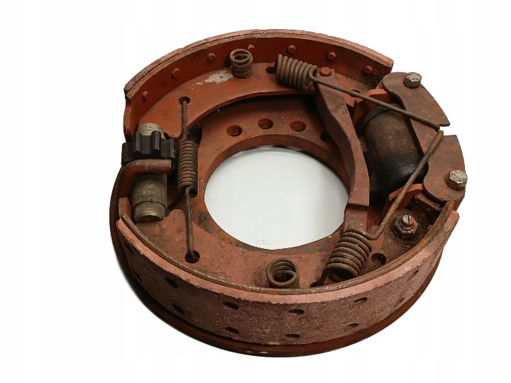 Szczęki hamulcowe serwohamulec kpl. wózki widłowe Bułgar Balkancar