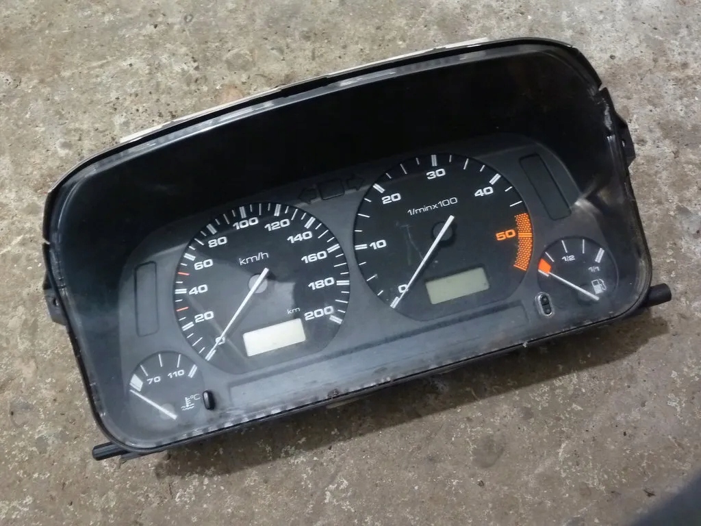 VW CADDY 1.9 TDI SDI 99-03 zegary licznik