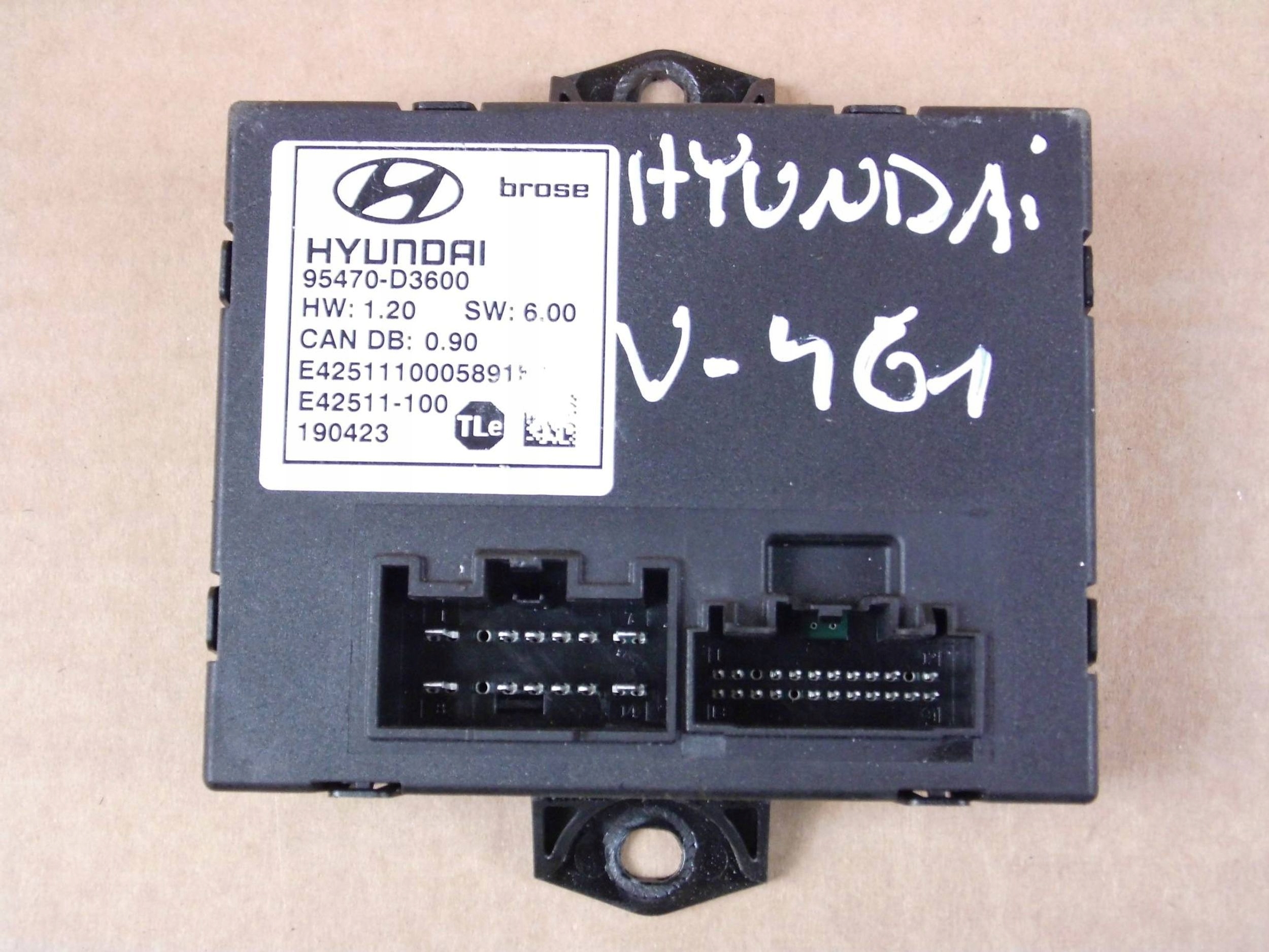 Hyundai Tucson III TL module control unit bonnet boot rear part 95470-D3600