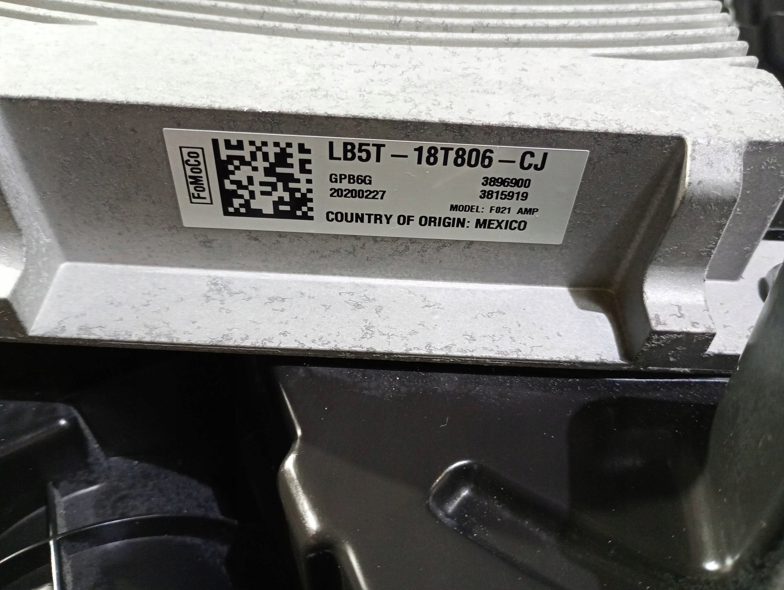 Subwoofer speaker amplifier bang & Olufsen Ford Explorer VI 2020