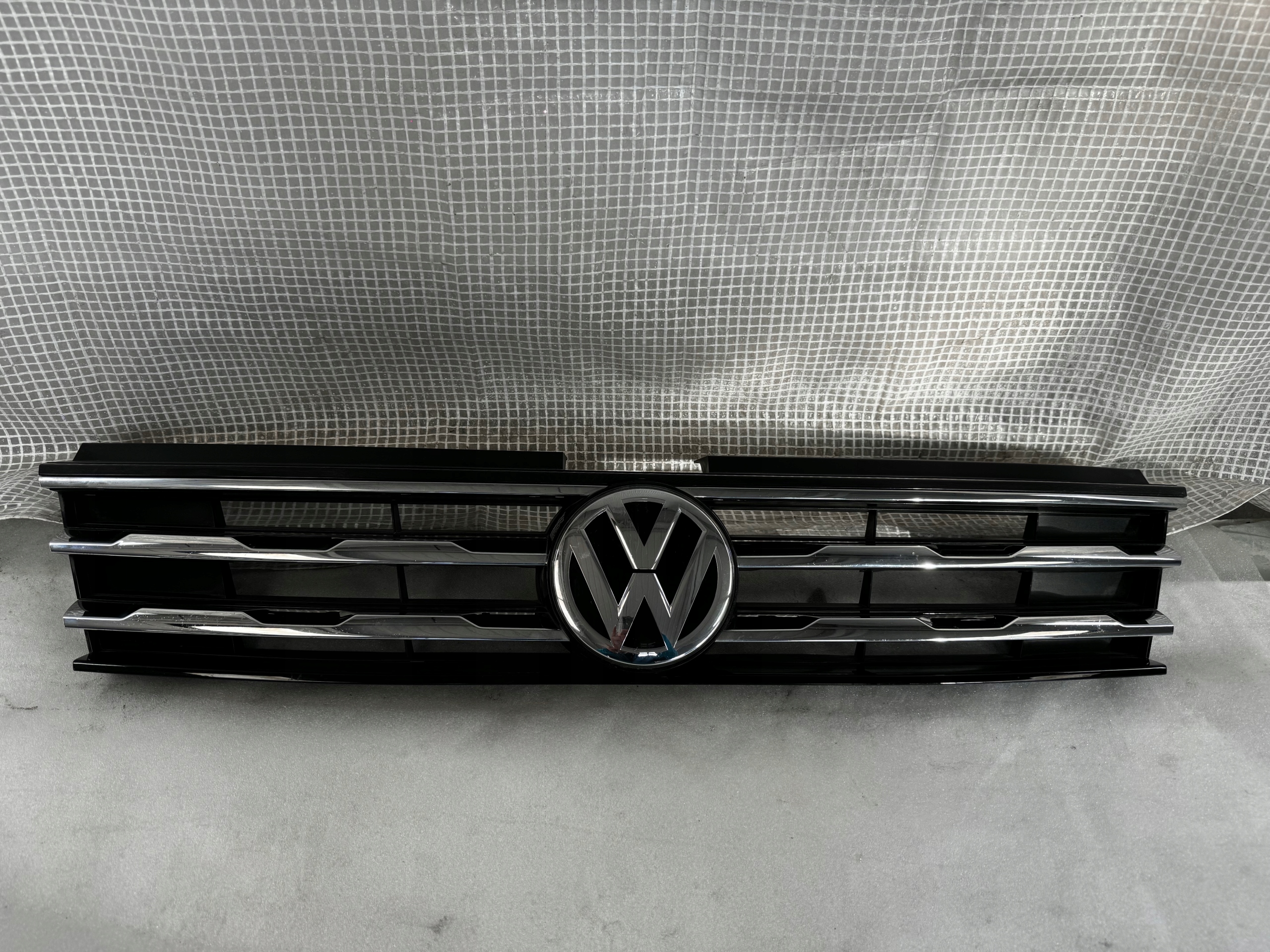 VW Tiguan Kühlergrill FRONTGRILL Kühlergitter 5NN853653VW - Thumbnail 1