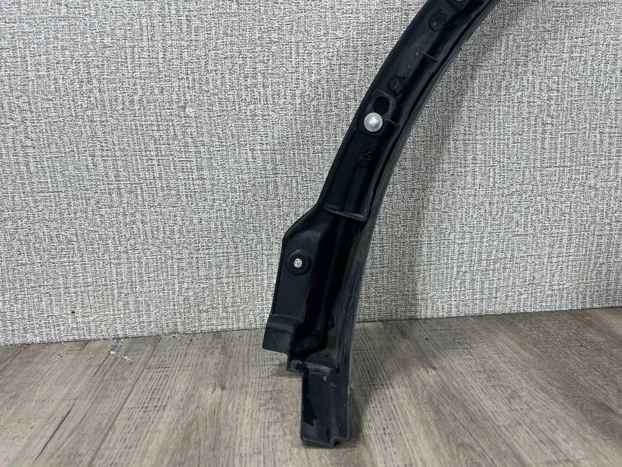 MITSUBISHI ECLIPSE CROSS 2017-2025 modanatura parafango Destra posteriore 7400A512