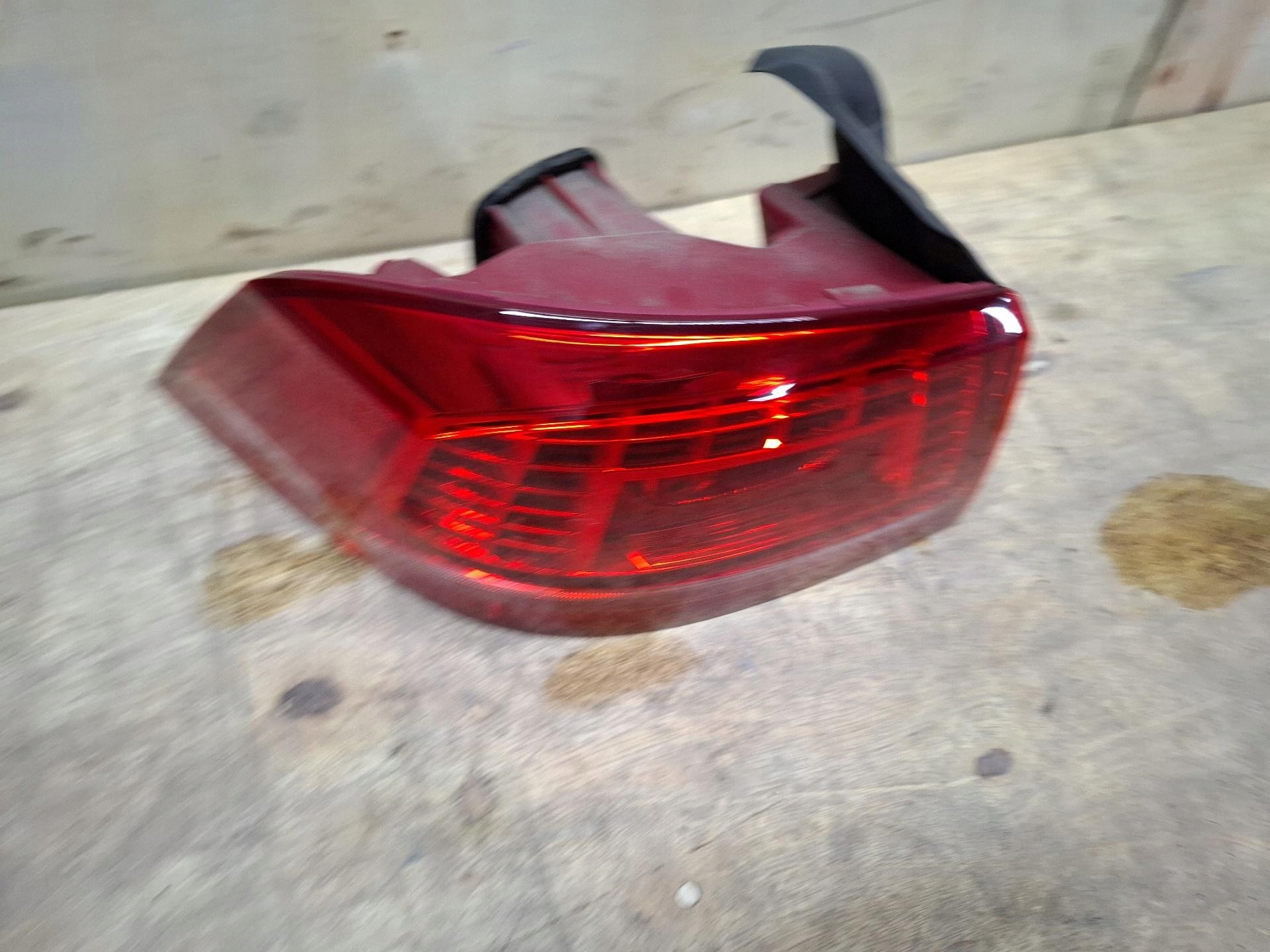 light rear left side Volkswagen Passat B7 2013 2SK010.744-01