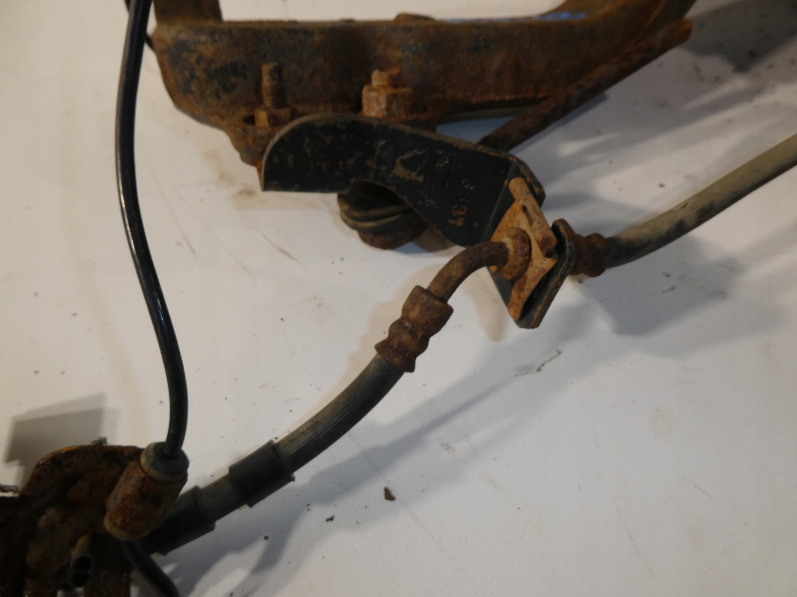 swing caliper front FORD RANGER III