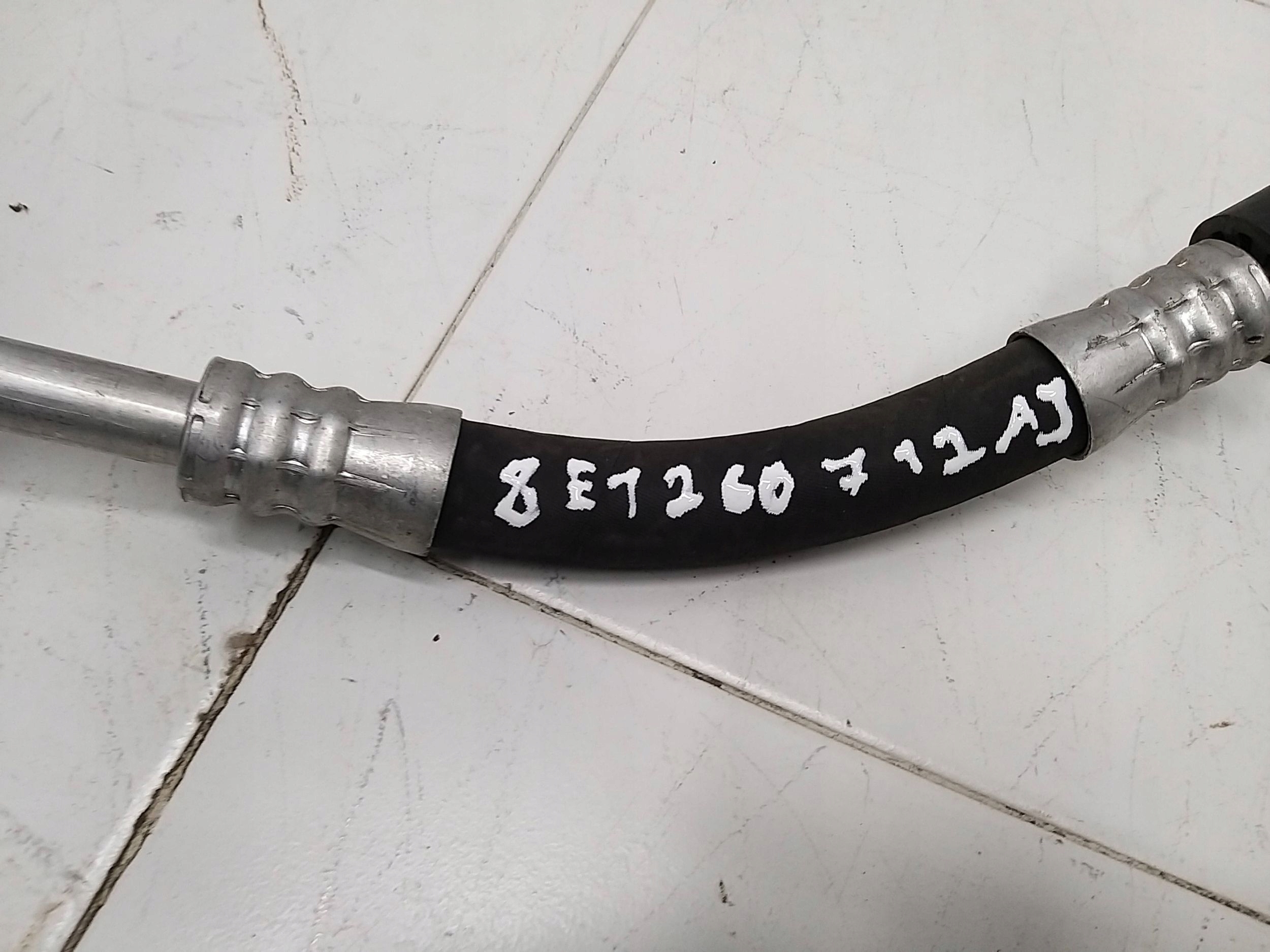 AUDI A4 B6 B7 EXEO 2,0 TDI hadice vedení klimatizaci 8E1260712AJ