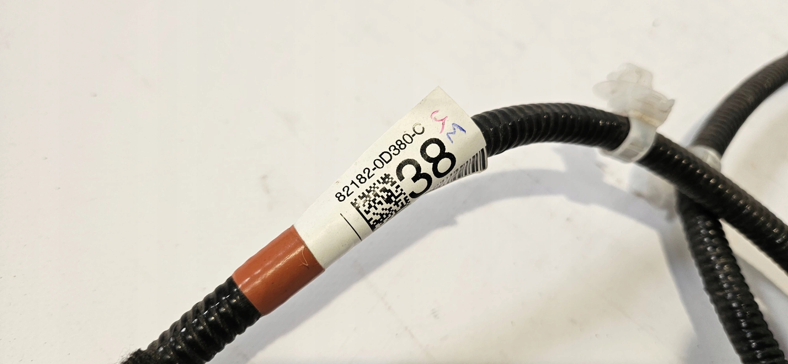 bundle PRZEWODOW PDC rear part TOYOTA YARIS CROSS 20- original 82182-0D380
