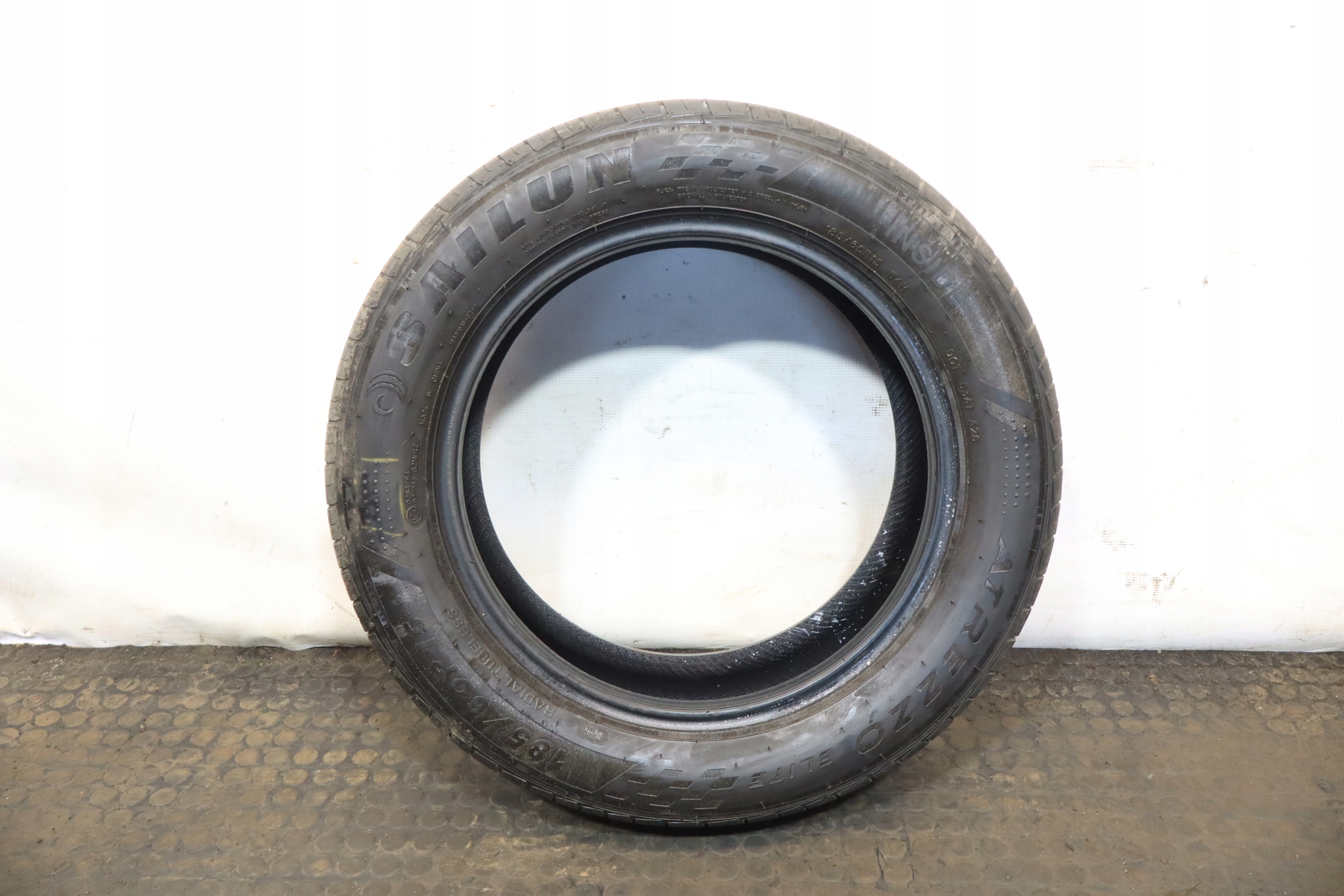 OPONA OPONY 4 SZT SAILUN 185/60/15 LATO 22R Sezon zimowe