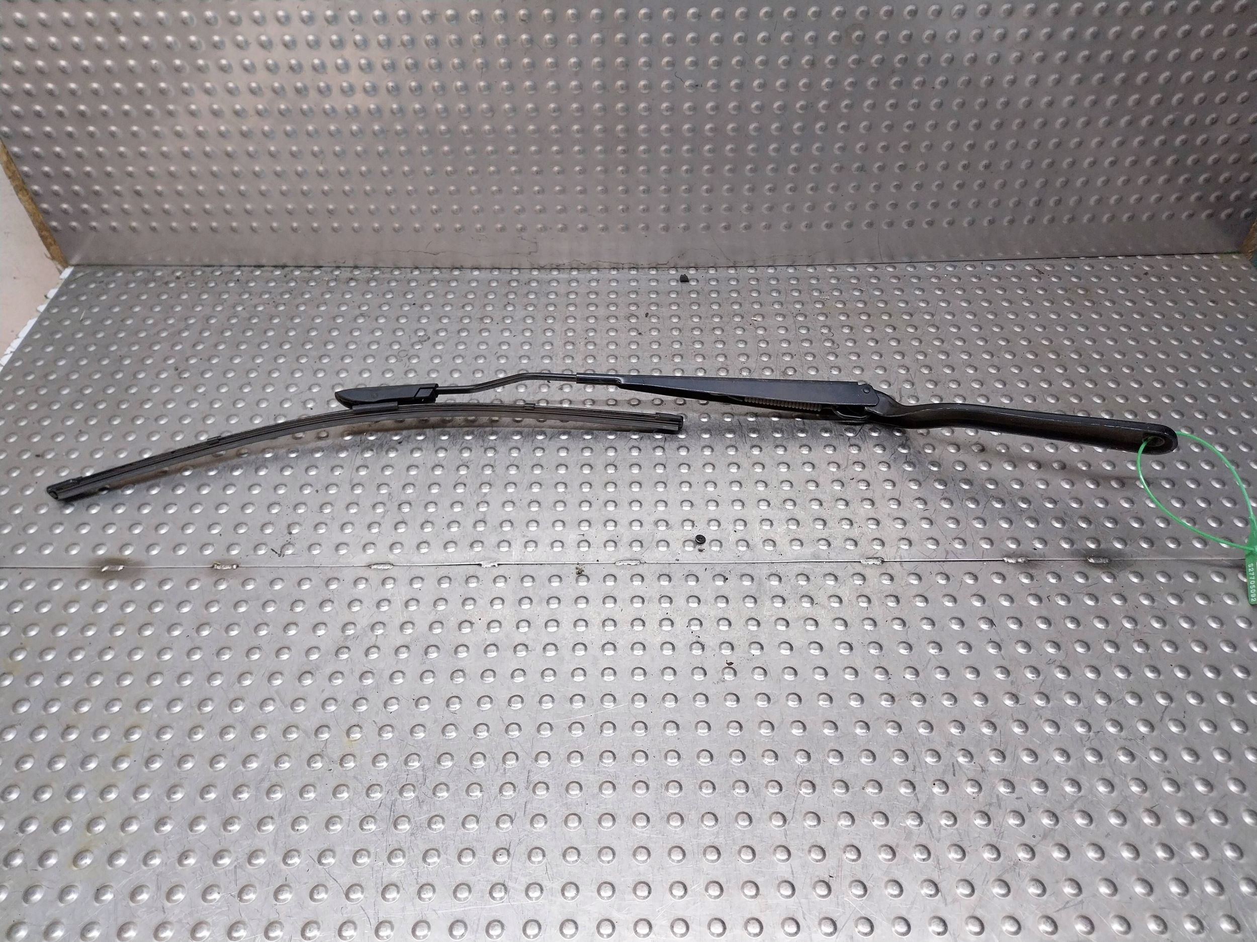 wiper arm left front A4538200144 SMART 453 III RENAULT TWINGO III