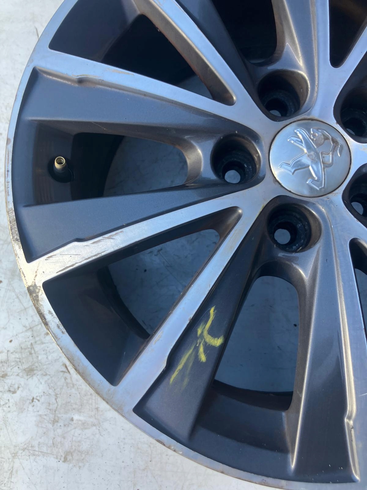 disk 16 CALI #192 PEUGEOT 308 T9 9677989677