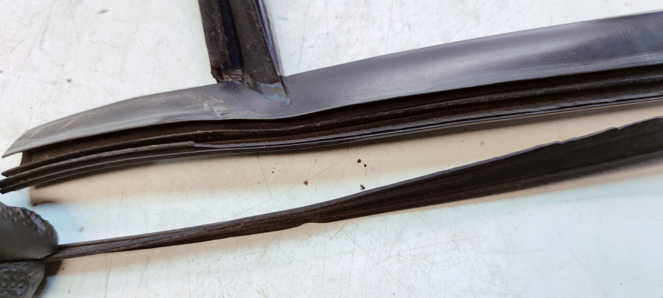 gasket door left front AUDI A6 C7 4G0837431