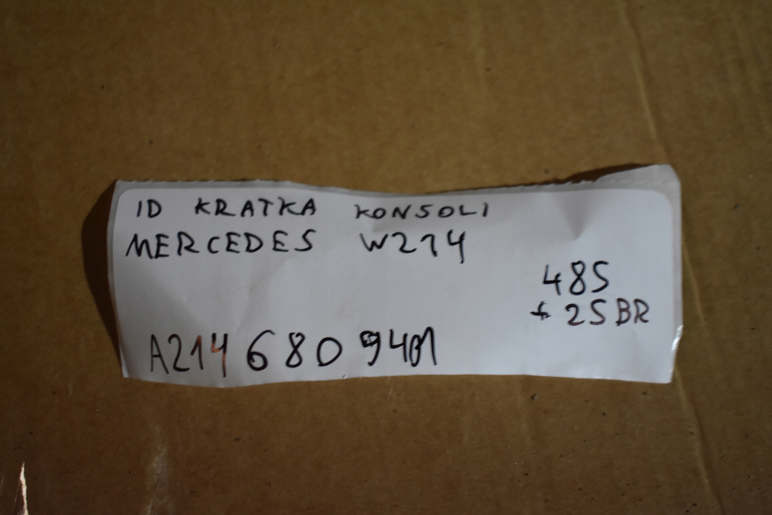 IDEALNA Grille Console MERCEDES W214 1