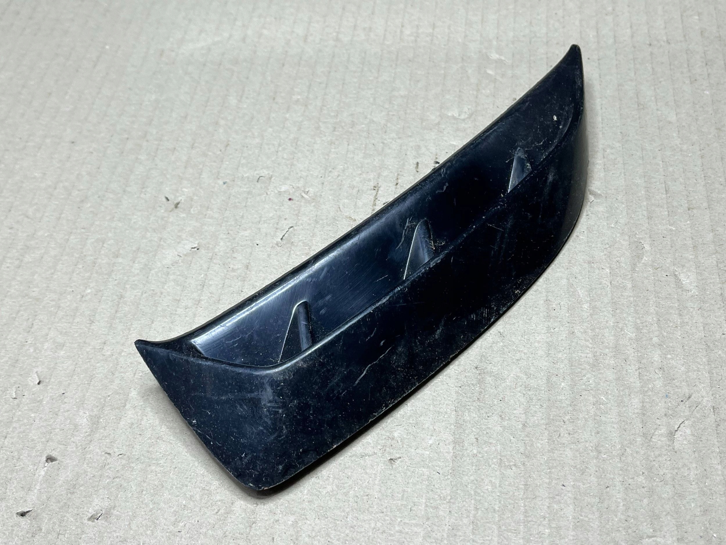 Grille Moulage Aile Audi RS4 B9 8W9853467