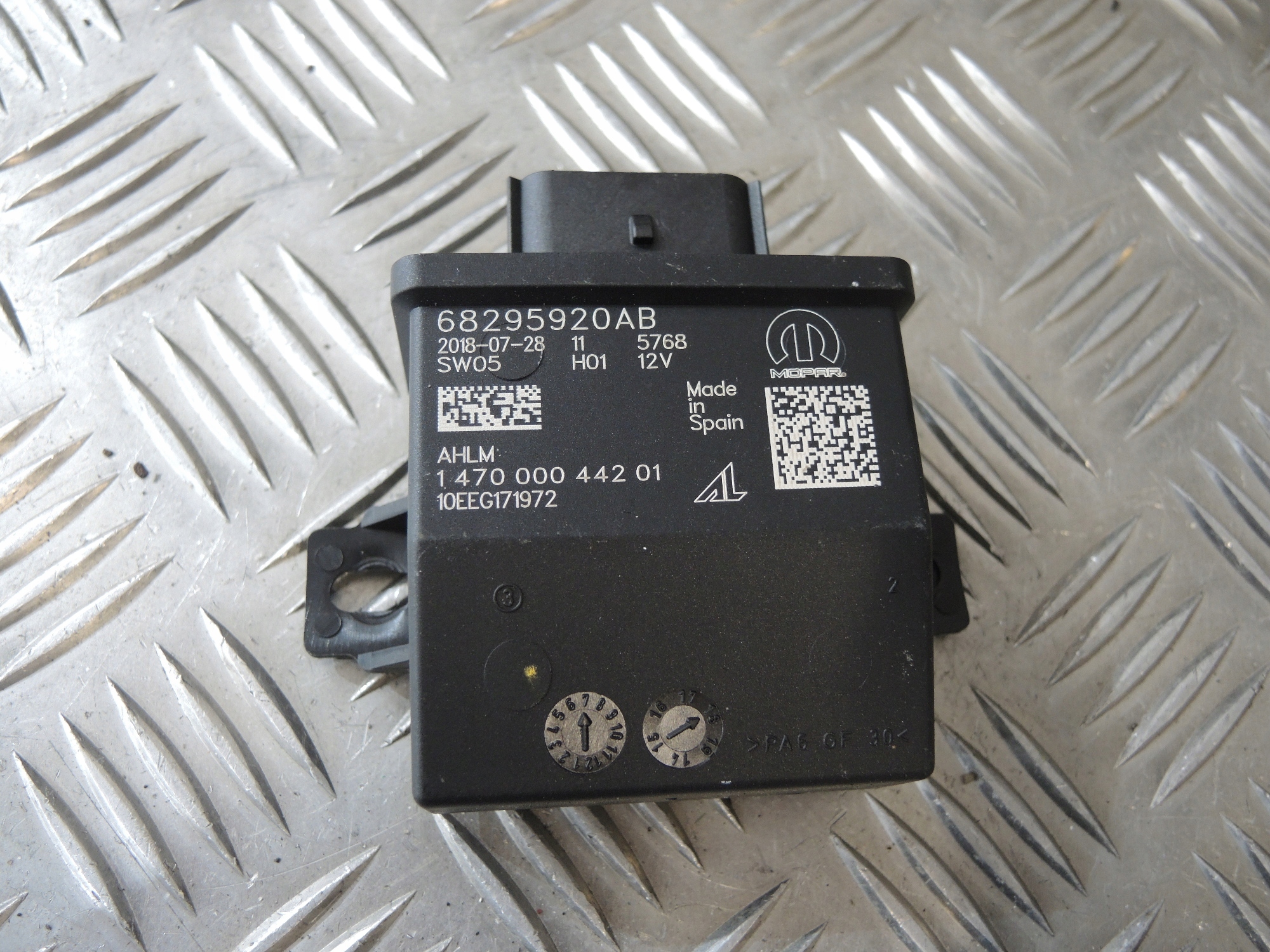 JEEP WRANGLER JL MODUŁ POZIOMOWANIA ŚWIATEŁ LED