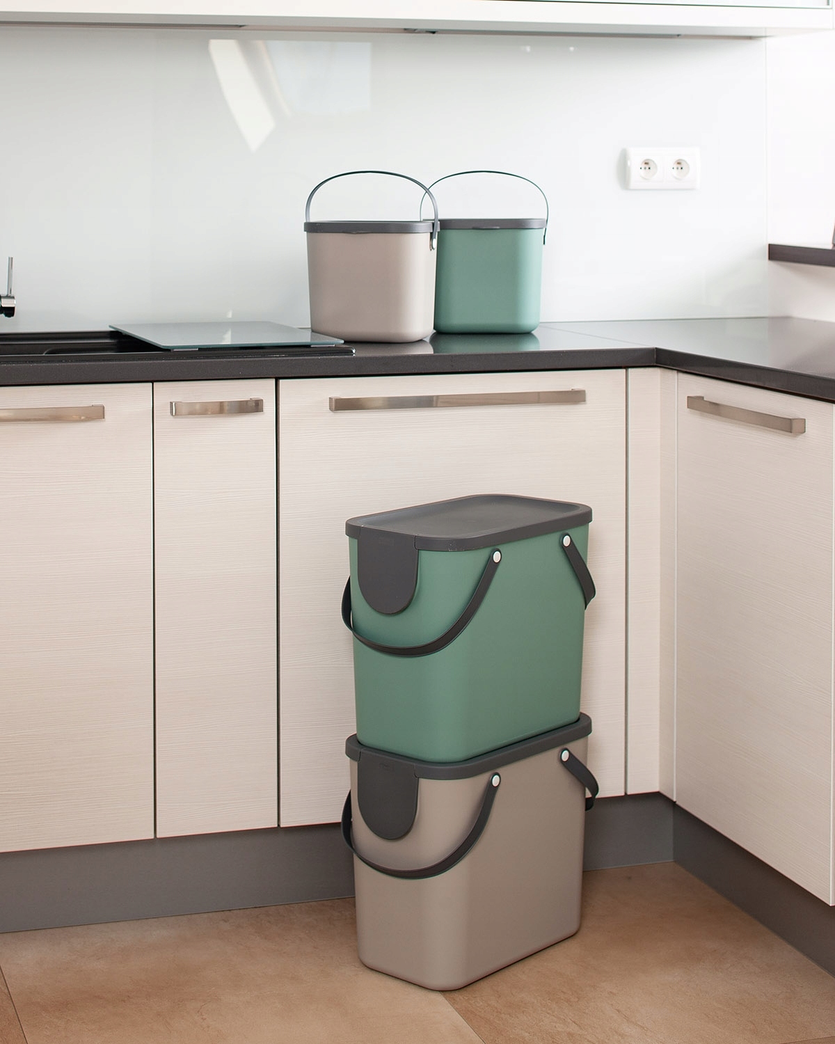 KOSZ DO SEGREGACJI ŚMIECI ROTHO BIO ALBULA 6 L Marka Rotho